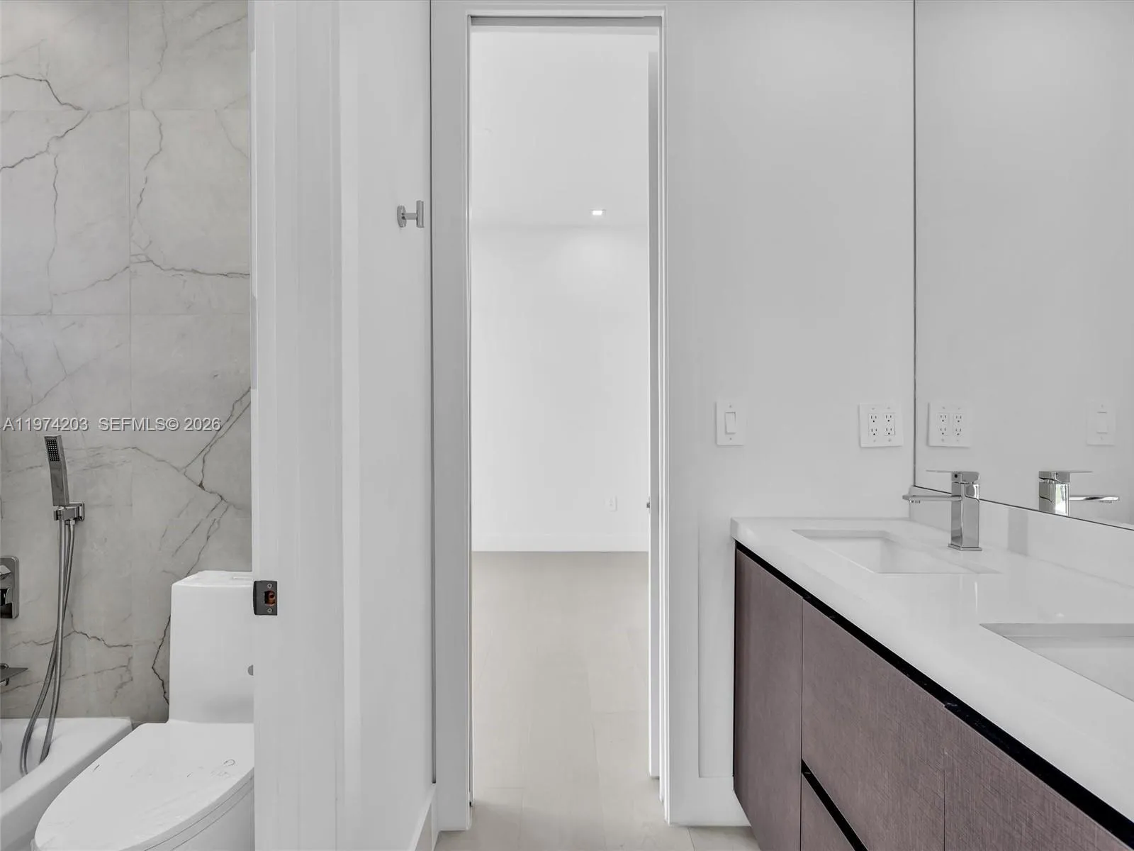 4624 Sw 32nd Ave A3, Dania Beach, Florida 33312, Dania Beach, Florida 33312, 3 Bedrooms Bedrooms, ,2 BathroomsBathrooms,Residential,For Sale,4624 Sw 32nd Ave A3, Dania Beach, Florida 33312,A11974203