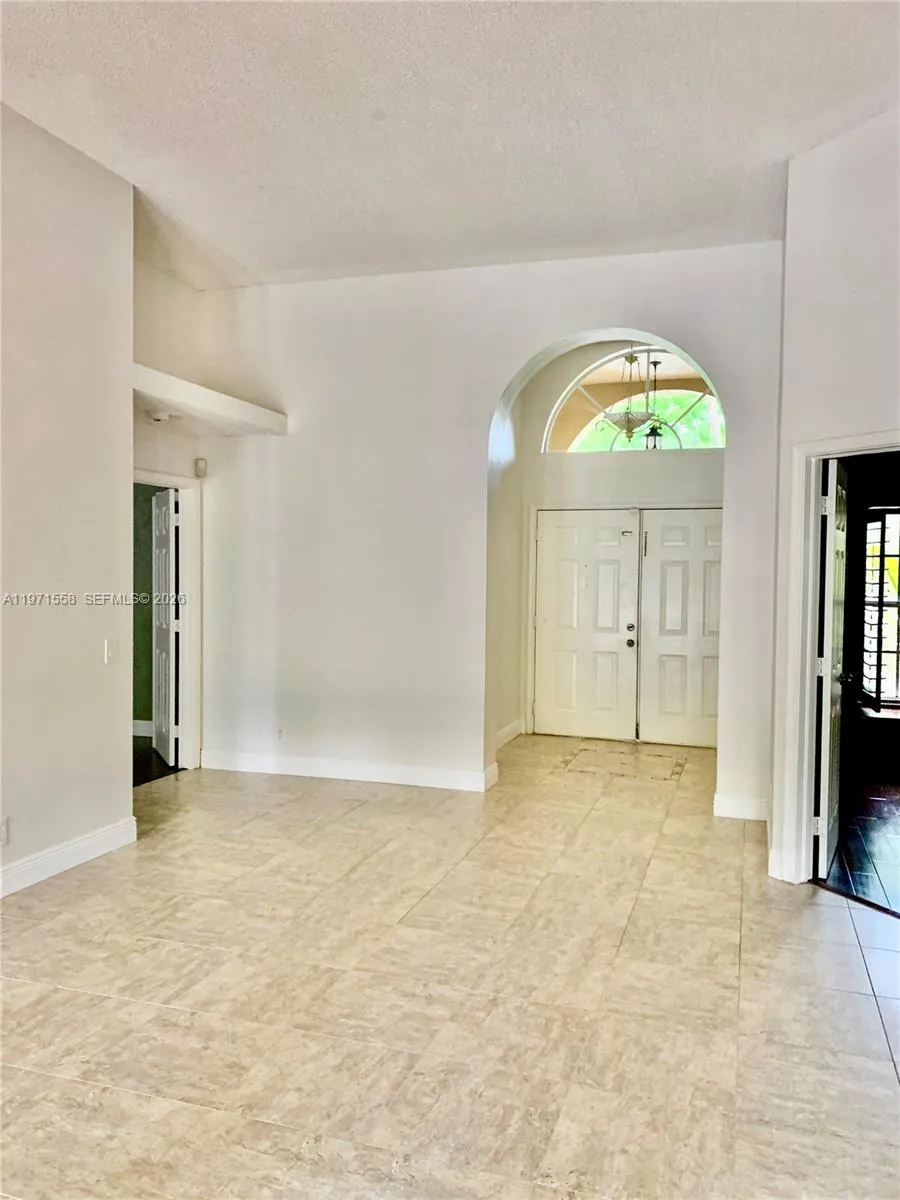 834 Verona Lake Dr, Weston, Florida 33326, Weston, Florida 33326, 4 Bedrooms Bedrooms, ,2 BathroomsBathrooms,Residential Lease,For Rent,834 Verona Lake Dr, Weston, Florida 33326,A11971558