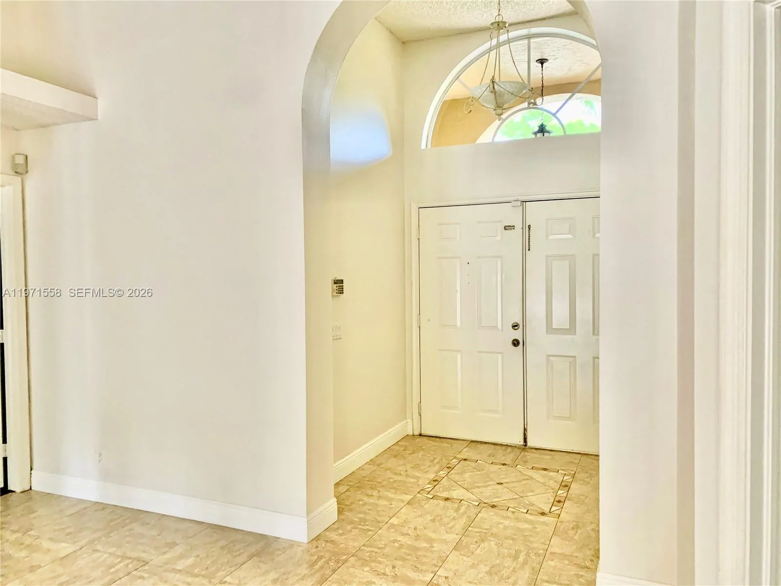 834 Verona Lake Dr, Weston, Florida 33326, Weston, Florida 33326, 4 Bedrooms Bedrooms, ,2 BathroomsBathrooms,Residential Lease,For Rent,834 Verona Lake Dr, Weston, Florida 33326,A11971558