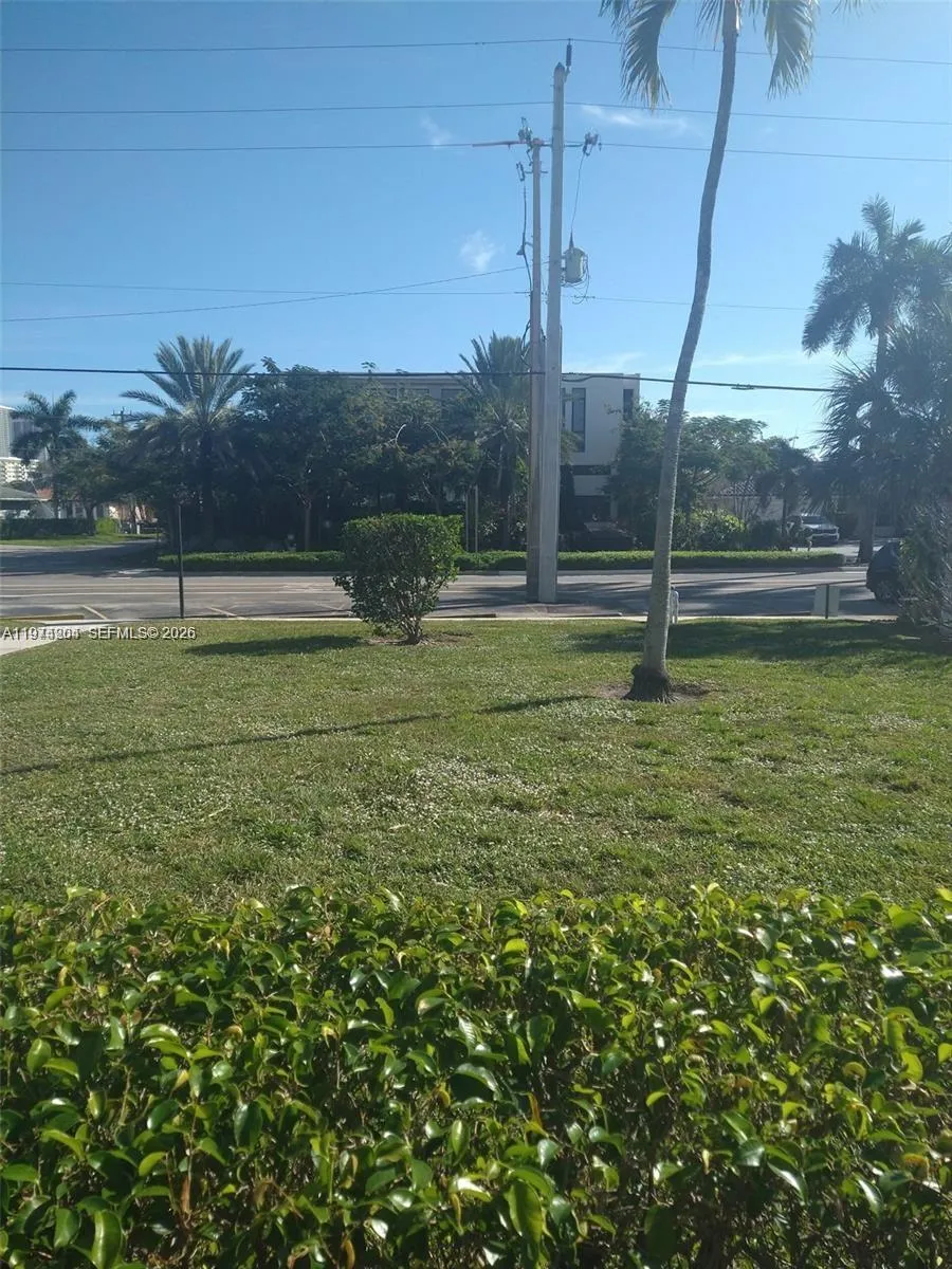 600 Layne Blvd 216, Hallandale Beach, Florida 3300, Hallandale Beach, Florida 33009, 1 Bedroom Bedrooms, ,1 BathroomBathrooms,Residential Lease,For Rent,600 Layne Blvd 216, Hallandale Beach, Florida 3300,A11974204
