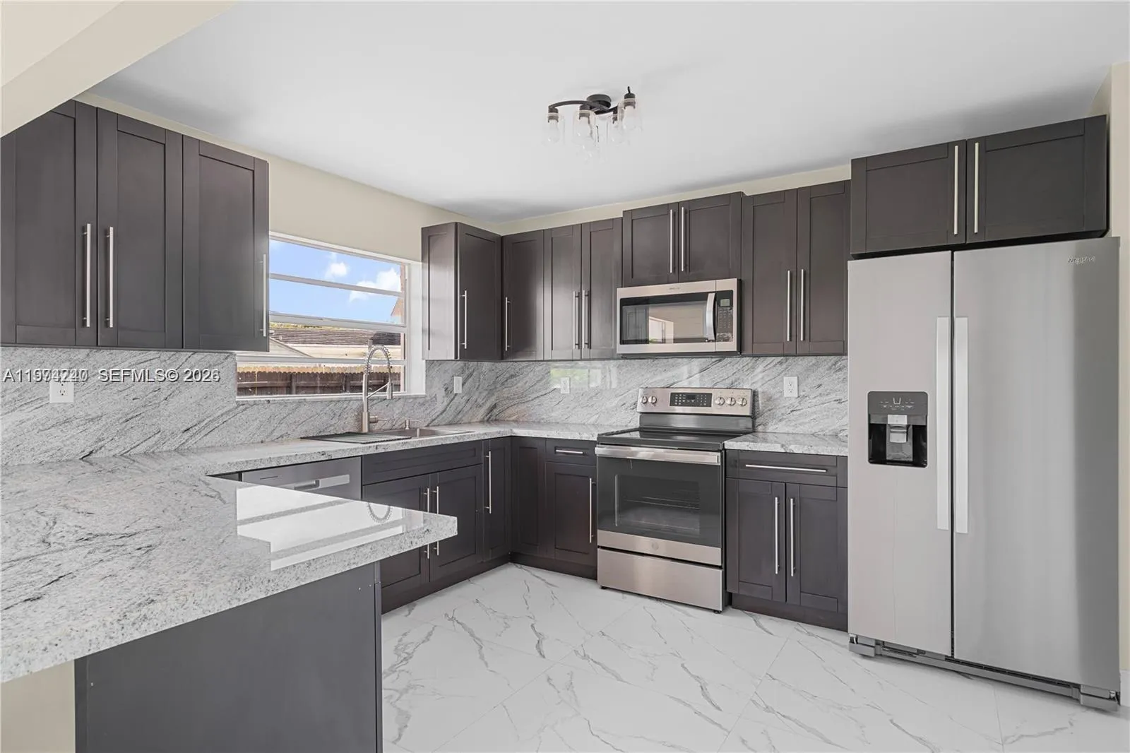 10700 Sw 70th St, Miami, Florida 33173, Miami, Florida 33173, 4 Bedrooms Bedrooms, ,2 BathroomsBathrooms,Residential Lease,For Rent,10700 Sw 70th St, Miami, Florida 33173,A11974240