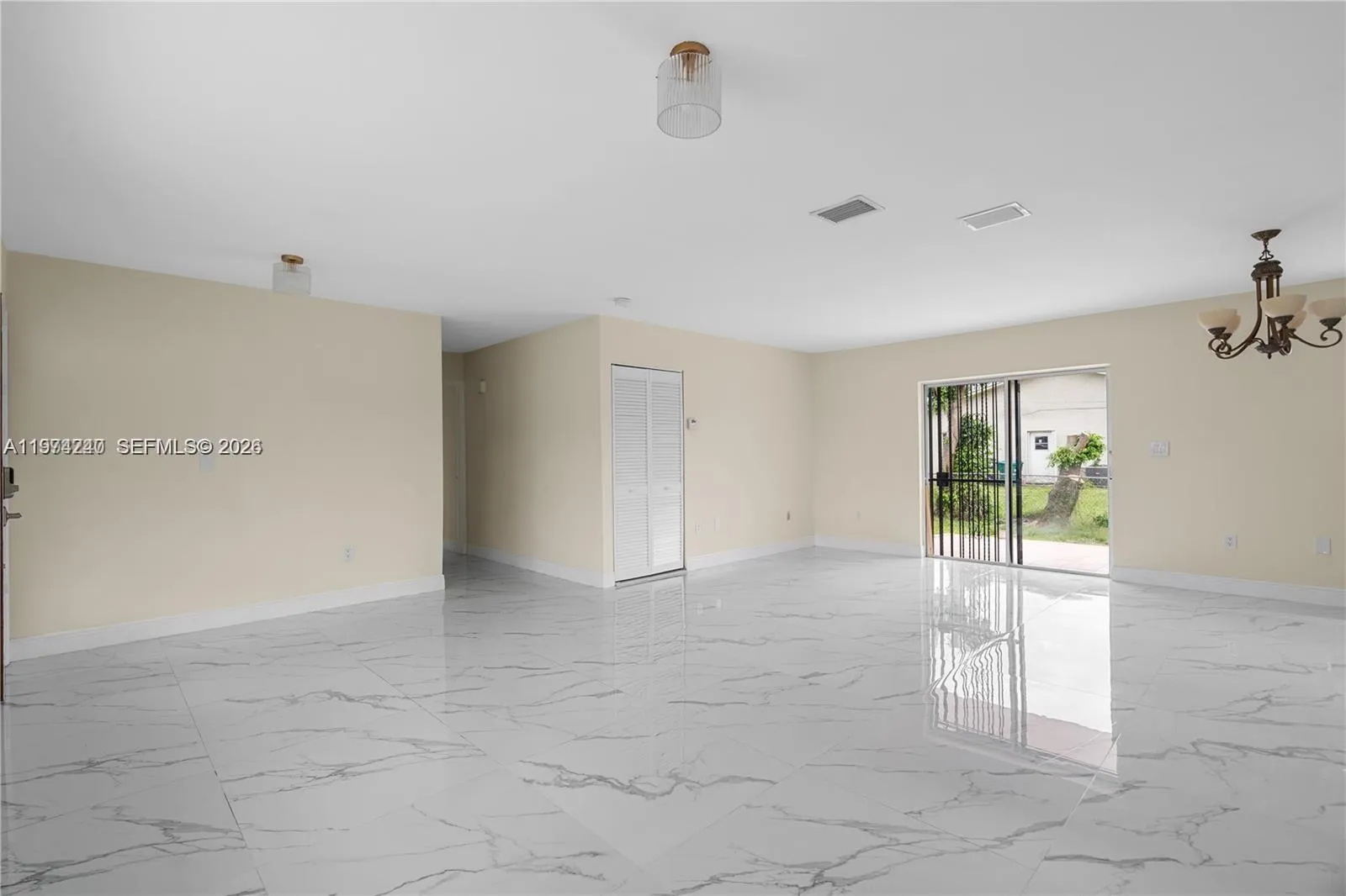 10700 Sw 70th St, Miami, Florida 33173, Miami, Florida 33173, 4 Bedrooms Bedrooms, ,2 BathroomsBathrooms,Residential Lease,For Rent,10700 Sw 70th St, Miami, Florida 33173,A11974240