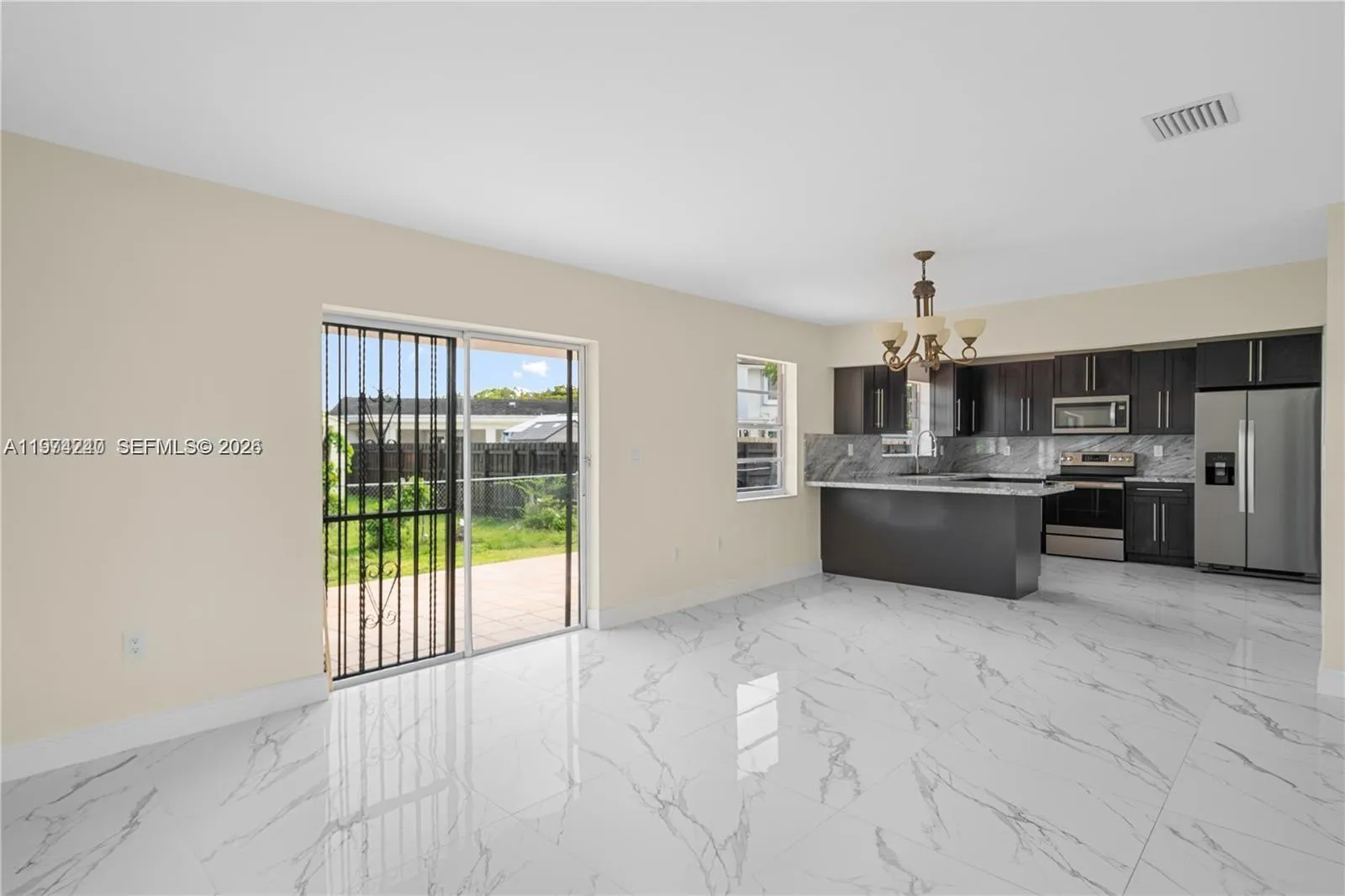 10700 Sw 70th St, Miami, Florida 33173, Miami, Florida 33173, 4 Bedrooms Bedrooms, ,2 BathroomsBathrooms,Residential Lease,For Rent,10700 Sw 70th St, Miami, Florida 33173,A11974240