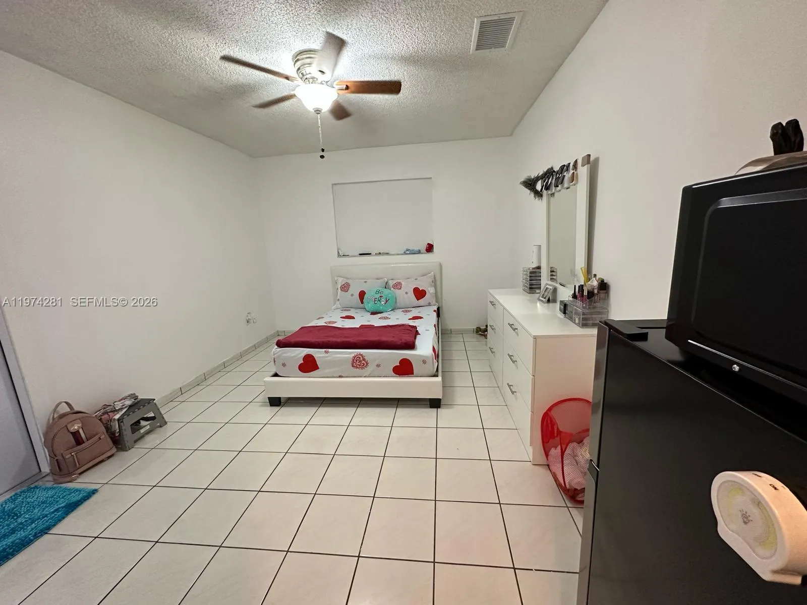 5661 W 21st Ave, Hialeah, Florida 33016, Hialeah, Florida 33016, 3 Bedrooms Bedrooms, ,2 BathroomsBathrooms,Residential,For Sale,5661 W 21st Ave, Hialeah, Florida 33016,A11974281