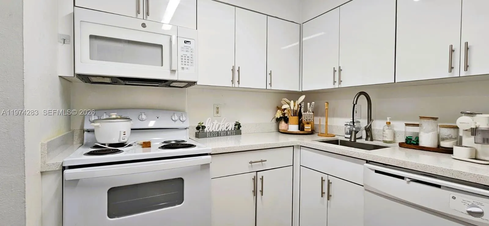 4804 Nw 79th Ave 201, Doral, Florida 33166, Doral, Florida 33166, 1 Bedroom Bedrooms, ,1 BathroomBathrooms,Residential,For Sale,4804 Nw 79th Ave 201, Doral, Florida 33166,A11974283
