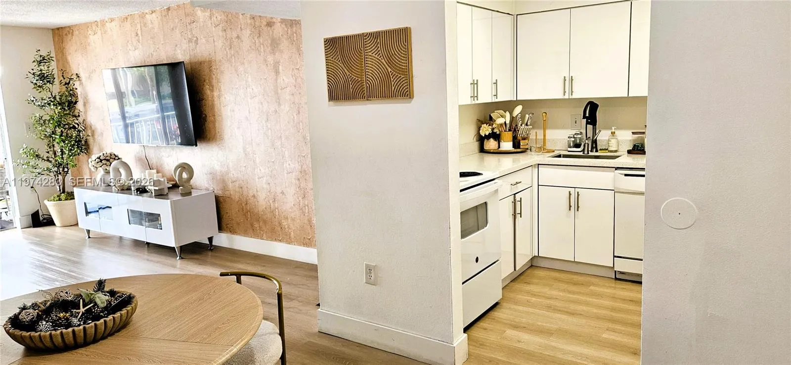 4804 Nw 79th Ave 201, Doral, Florida 33166, Doral, Florida 33166, 1 Bedroom Bedrooms, ,1 BathroomBathrooms,Residential,For Sale,4804 Nw 79th Ave 201, Doral, Florida 33166,A11974283