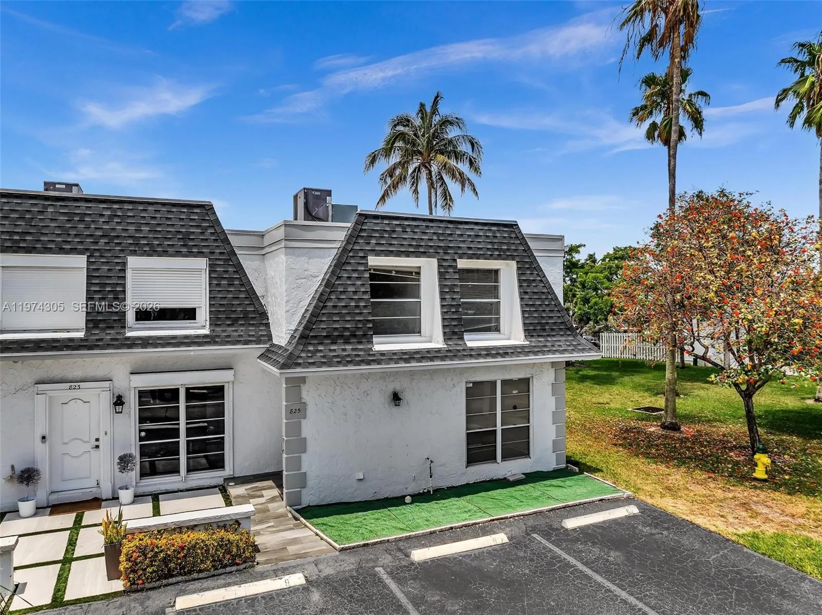 825 Ne 26th Ave, Hallandale Beach, Florida 33009, Hallandale Beach, Florida 33009, 3 Bedrooms Bedrooms, ,2 BathroomsBathrooms,Residential Lease,For Rent,825 Ne 26th Ave, Hallandale Beach, Florida 33009,A11974305