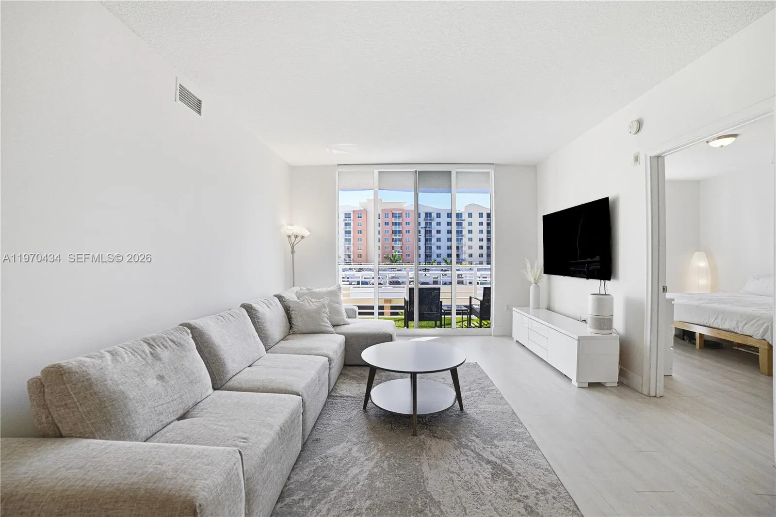 2775 Ne 187th St 625, Aventura, Florida 33180, Aventura, Florida 33180, 2 Bedrooms Bedrooms, ,2 BathroomsBathrooms,Residential Lease,For Rent,2775 Ne 187th St 625, Aventura, Florida 33180,A11970434