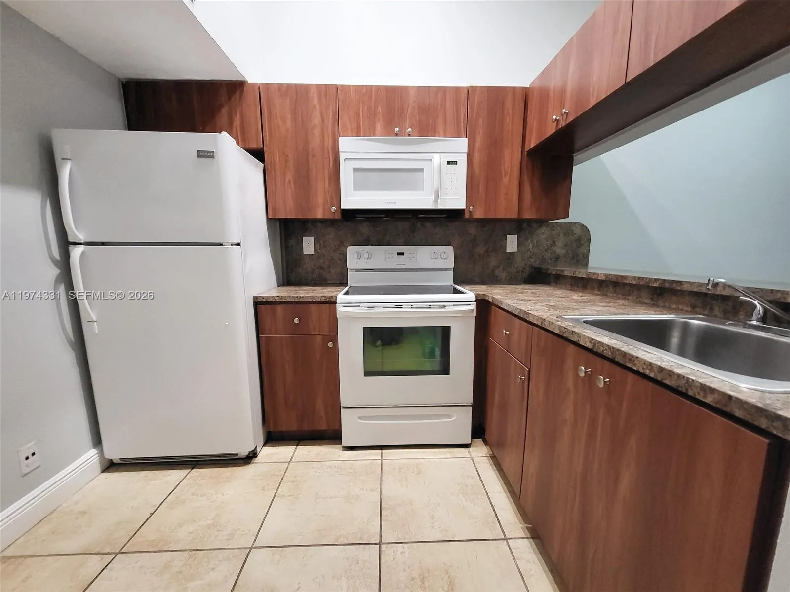 13907 Sw 93rd Ln 13907, Miami, Florida 33186, Miami, Florida 33186, 2 Bedrooms Bedrooms, ,2 BathroomsBathrooms,Residential Lease,For Rent,13907 Sw 93rd Ln 13907, Miami, Florida 33186,A11974331
