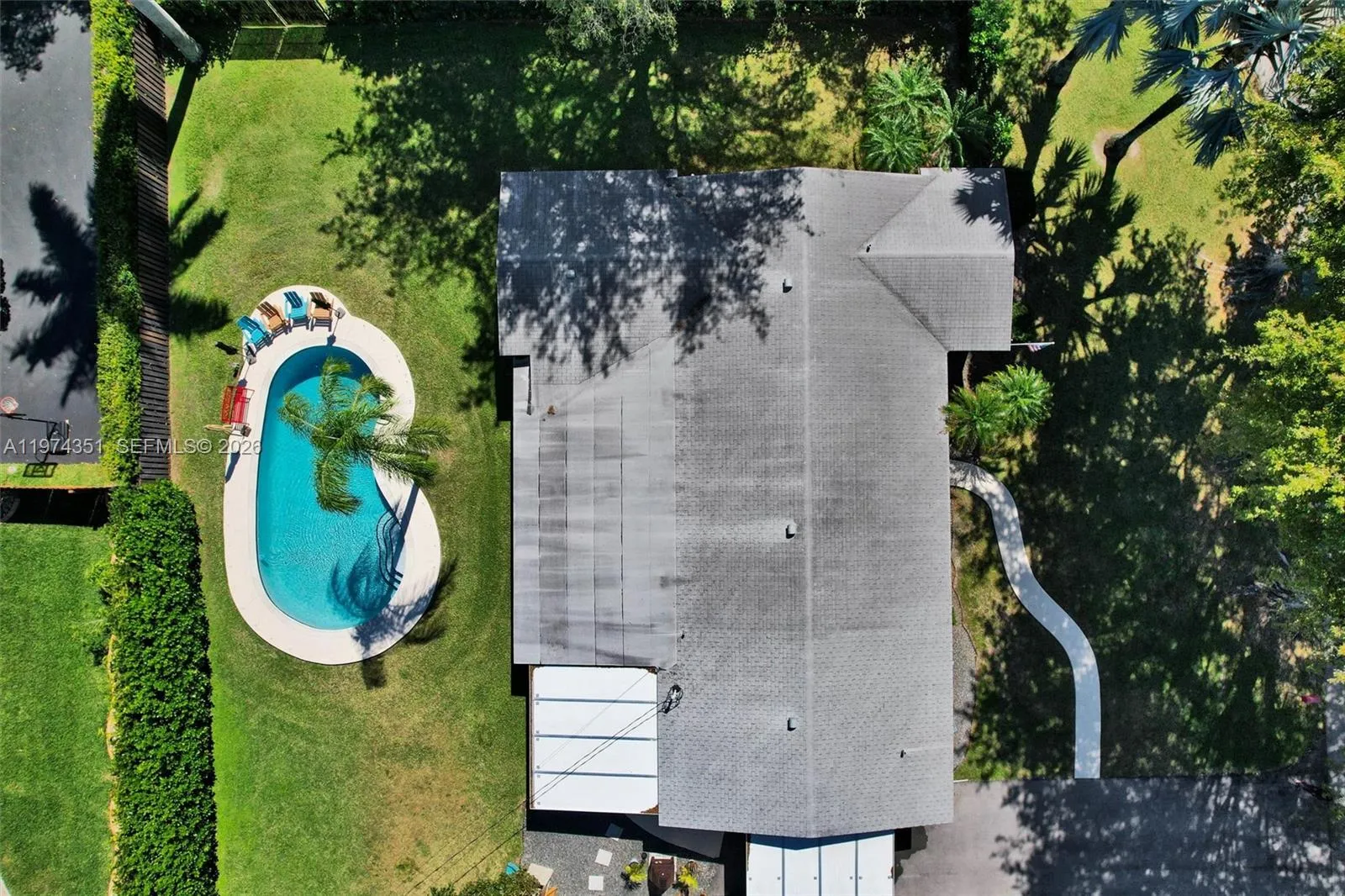 Palmetto Bay, Florida 33157, 4 Bedrooms Bedrooms, ,3 BathroomsBathrooms,Residential,For Sale,A11974351