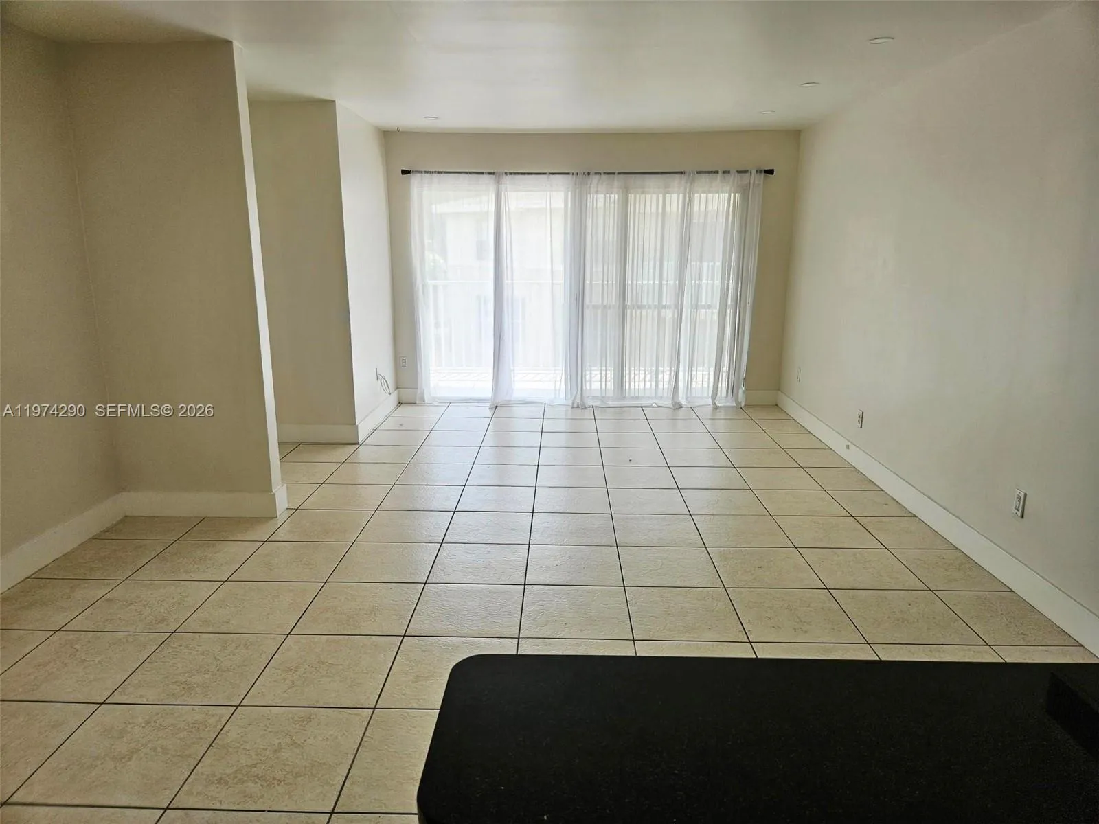 4560 Nw 79 Ave 2h, Doral, Florida 33166, Doral, Florida 33166, 2 Bedrooms Bedrooms, ,2 BathroomsBathrooms,Residential Lease,For Rent,4560 Nw 79 Ave 2h, Doral, Florida 33166,A11974290