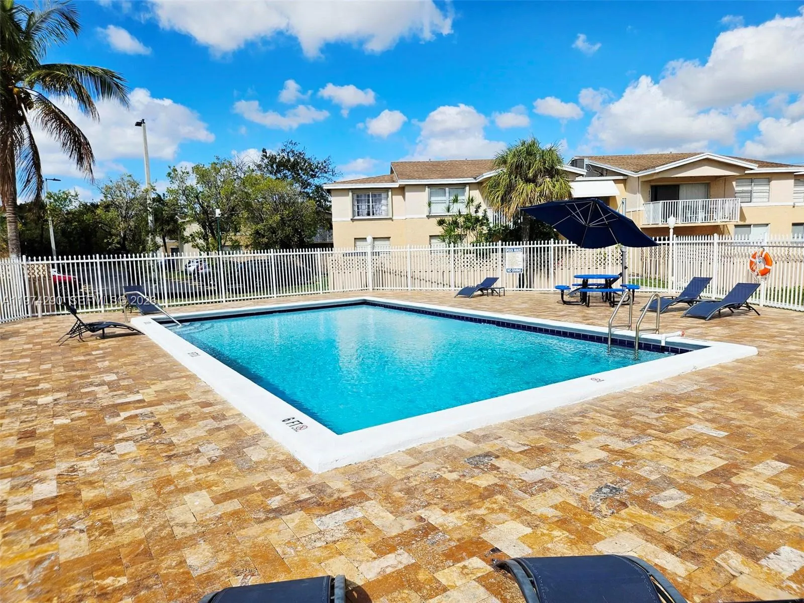 4560 Nw 79 Ave 2h, Doral, Florida 33166, Doral, Florida 33166, 2 Bedrooms Bedrooms, ,2 BathroomsBathrooms,Residential Lease,For Rent,4560 Nw 79 Ave 2h, Doral, Florida 33166,A11974290
