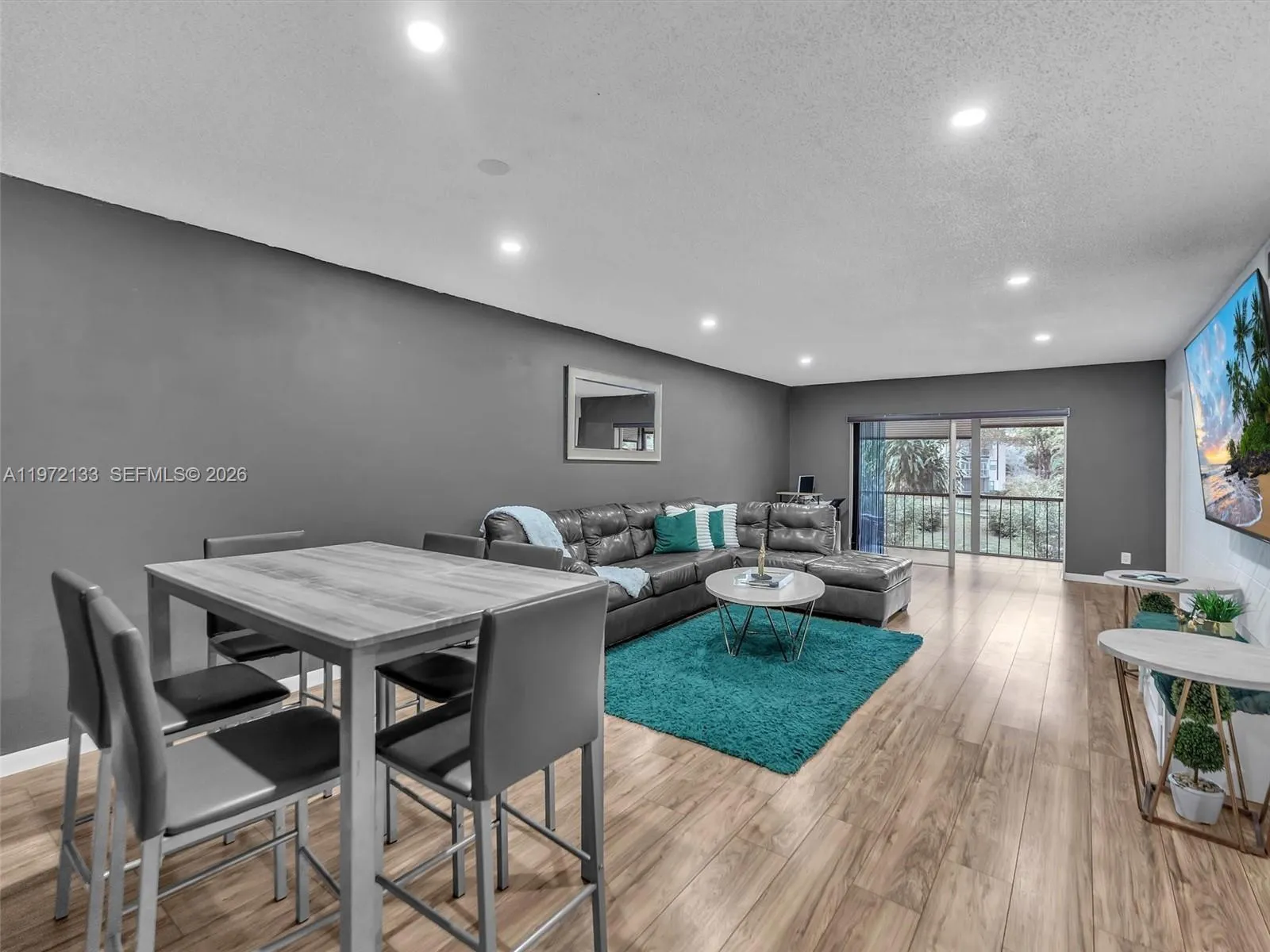 6201 N Falls Cir Dr 210, Lauderhill, Florida 33319, Lauderhill, Florida 33319, 2 Bedrooms Bedrooms, ,2 BathroomsBathrooms,Residential Lease,For Rent,6201 N Falls Cir Dr 210, Lauderhill, Florida 33319,A11972133