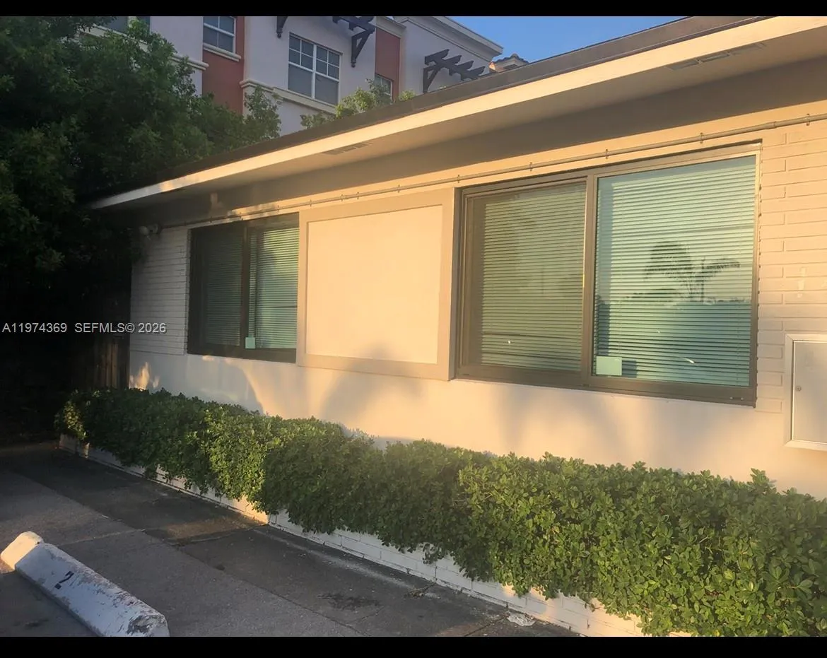 1016 Ne 17th Ave 4, Fort Lauderdale, Florida 33304, Fort Lauderdale, Florida 33304, 1 Bedroom Bedrooms, ,1 BathroomBathrooms,Residential Lease,For Rent,1016 Ne 17th Ave 4, Fort Lauderdale, Florida 33304,A11974369