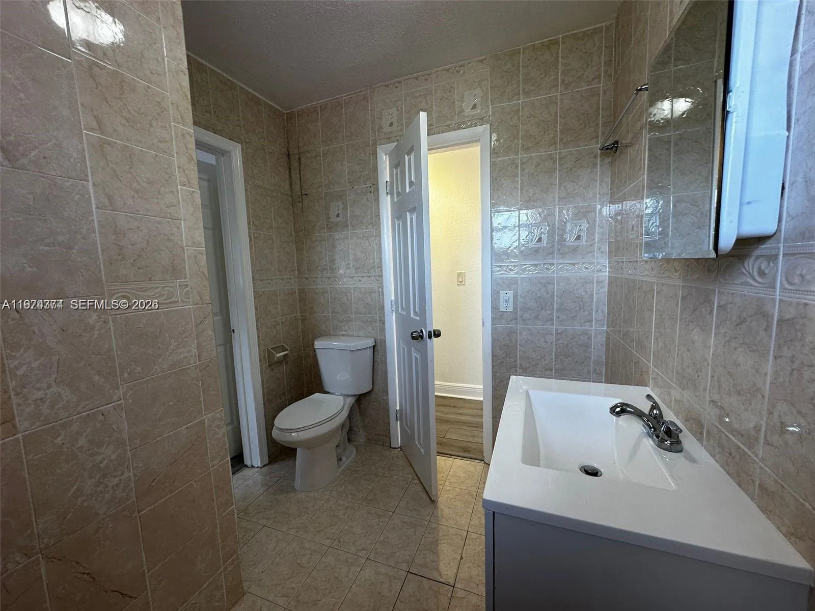 11840 Sw 175th Ter 11840, Miami, Florida 33177, Miami, Florida 33177, 3 Bedrooms Bedrooms, ,2 BathroomsBathrooms,Residential Lease,For Rent,11840 Sw 175th Ter 11840, Miami, Florida 33177,A11974374
