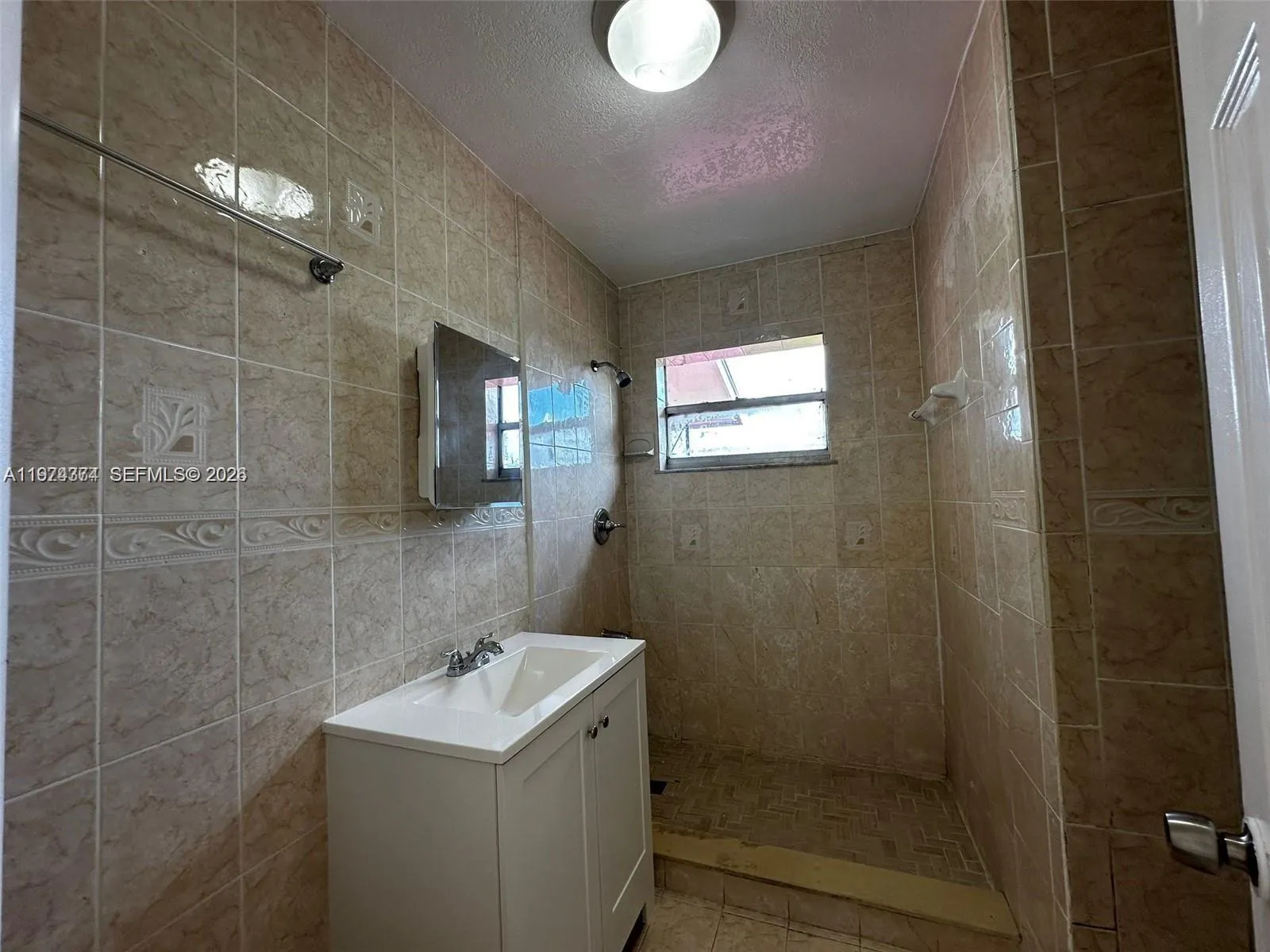 11840 Sw 175th Ter 11840, Miami, Florida 33177, Miami, Florida 33177, 3 Bedrooms Bedrooms, ,2 BathroomsBathrooms,Residential Lease,For Rent,11840 Sw 175th Ter 11840, Miami, Florida 33177,A11974374
