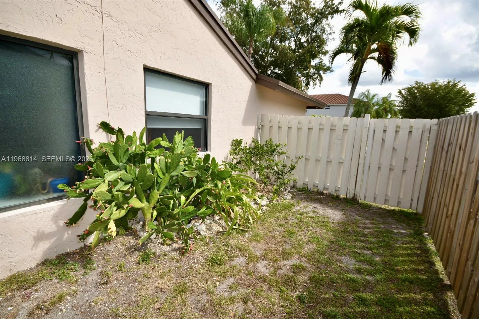 701 Blue Ridge Way, Davie, Florida 33325, Davie, Florida 33325, 4 Bedrooms Bedrooms, ,2 BathroomsBathrooms,Residential,For Sale,701 Blue Ridge Way, Davie, Florida 33325,A11968814