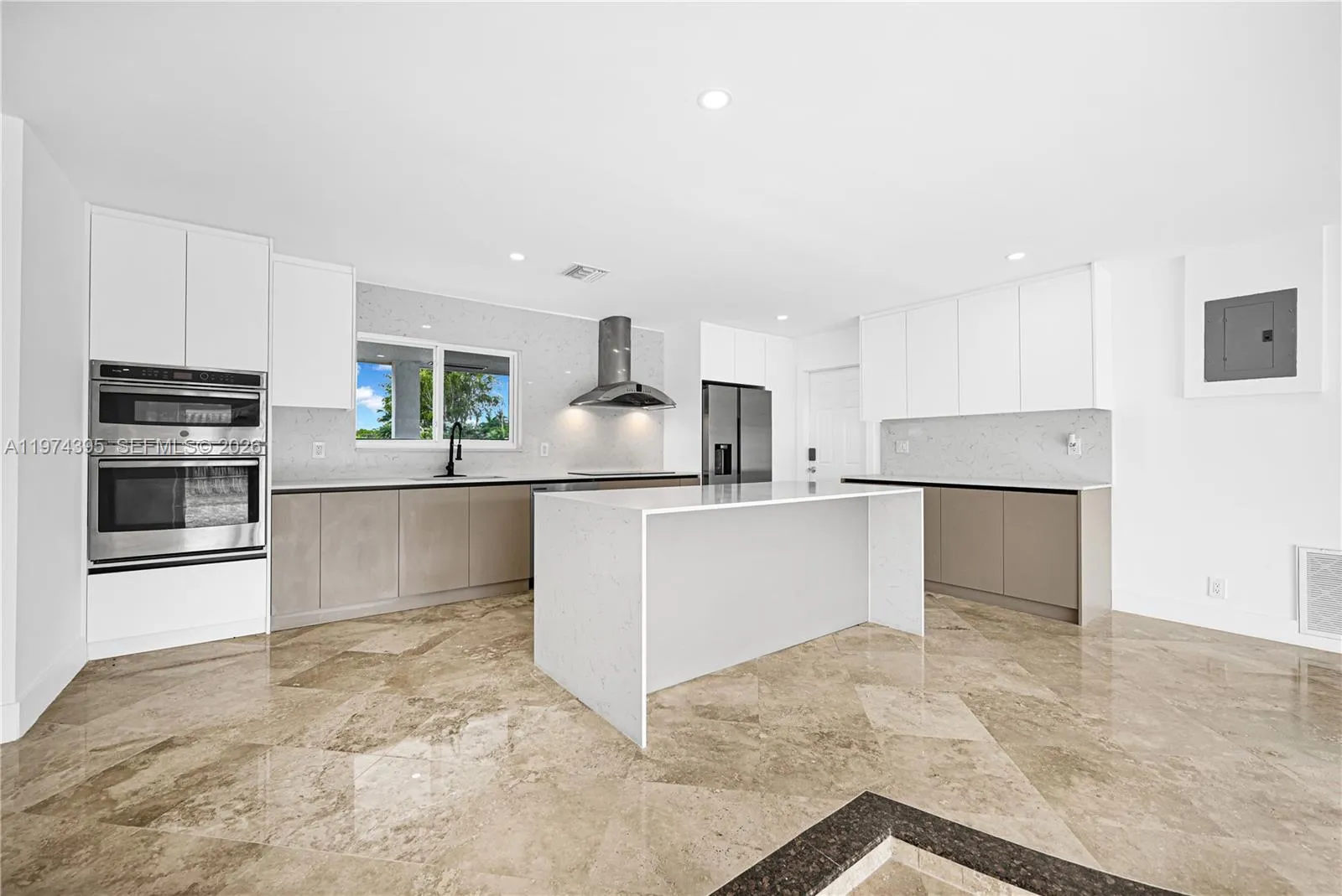 5510 Ne 18th Ave, Fort Lauderdale, Florida 33334, Fort Lauderdale, Florida 33334, 3 Bedrooms Bedrooms, ,3 BathroomsBathrooms,Residential,For Sale,5510 Ne 18th Ave, Fort Lauderdale, Florida 33334,A11974395