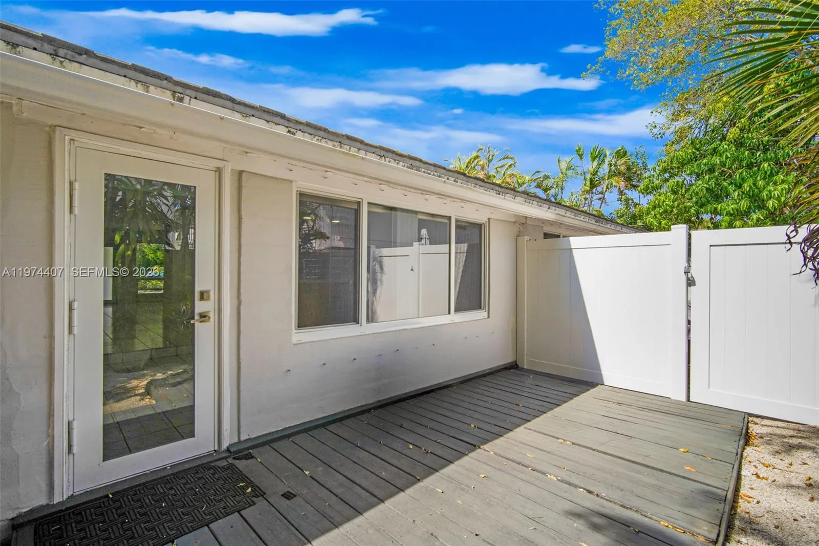 5650-5652 Ne 17 Terrace, Fort Lauderdale, Florida, Fort Lauderdale, Florida 33334, ,Residential Income,For Sale,5650-5652 Ne 17 Terrace, Fort Lauderdale, Florida ,A11974407