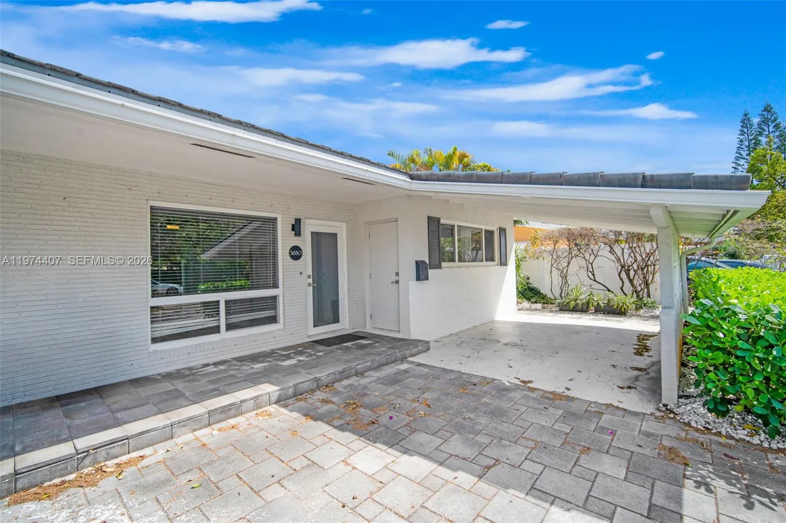 5650-5652 Ne 17 Terrace, Fort Lauderdale, Florida, Fort Lauderdale, Florida 33334, ,Residential Income,For Sale,5650-5652 Ne 17 Terrace, Fort Lauderdale, Florida ,A11974407