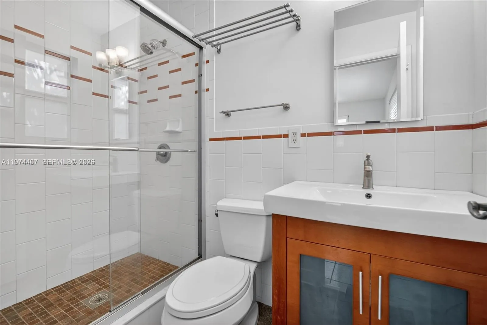 5650-5652 Ne 17 Terrace, Fort Lauderdale, Florida, Fort Lauderdale, Florida 33334, ,Residential Income,For Sale,5650-5652 Ne 17 Terrace, Fort Lauderdale, Florida ,A11974407