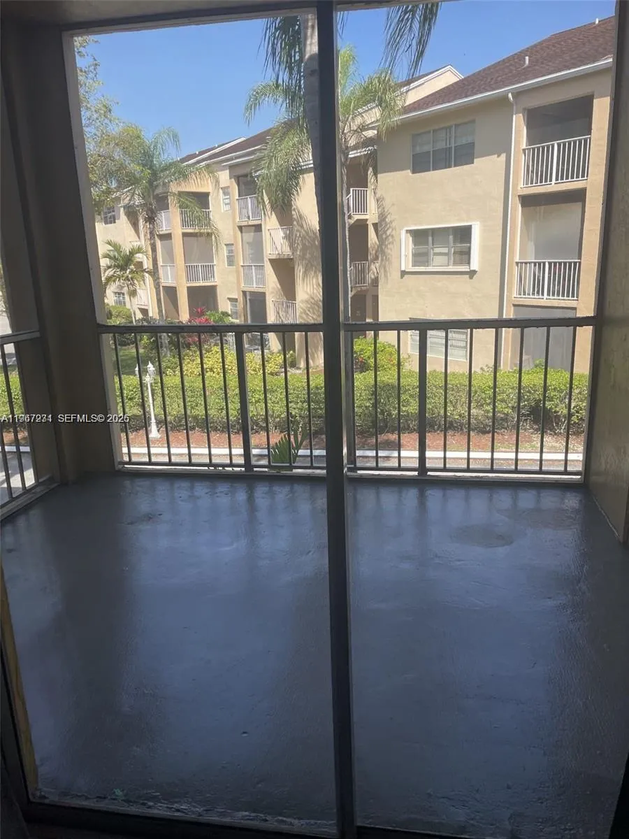 15290 Sw 106th Ln 308, Miami, Florida 33196, Miami, Florida 33196, 1 Bedroom Bedrooms, ,1 BathroomBathrooms,Residential Lease,For Rent,15290 Sw 106th Ln 308, Miami, Florida 33196,A11967231 15290 Sw 106th Ln 308, Miami, Florida 33196, Miami, Florida 33196, 1 Bedroom Bedrooms, ,1 BathroomBathrooms,Residential Lease,For Rent,15290 Sw 106th Ln 308, Miami, Florida 33196,A11967231