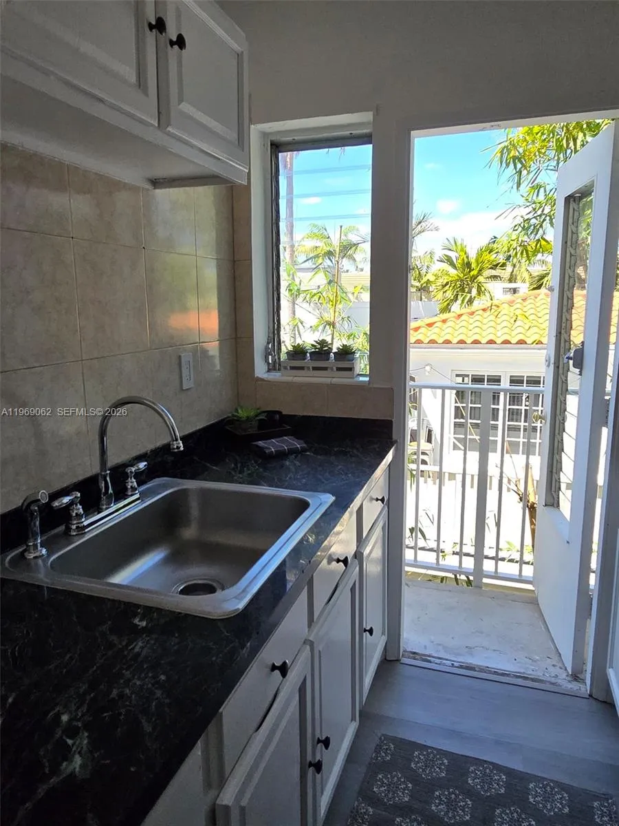 900 Euclid Ave 10, Miami Beach, Florida 33139, Miami Beach, Florida 33139, ,1 BathroomBathrooms,Residential,For Sale,900 Euclid Ave 10, Miami Beach, Florida 33139,A11969062
