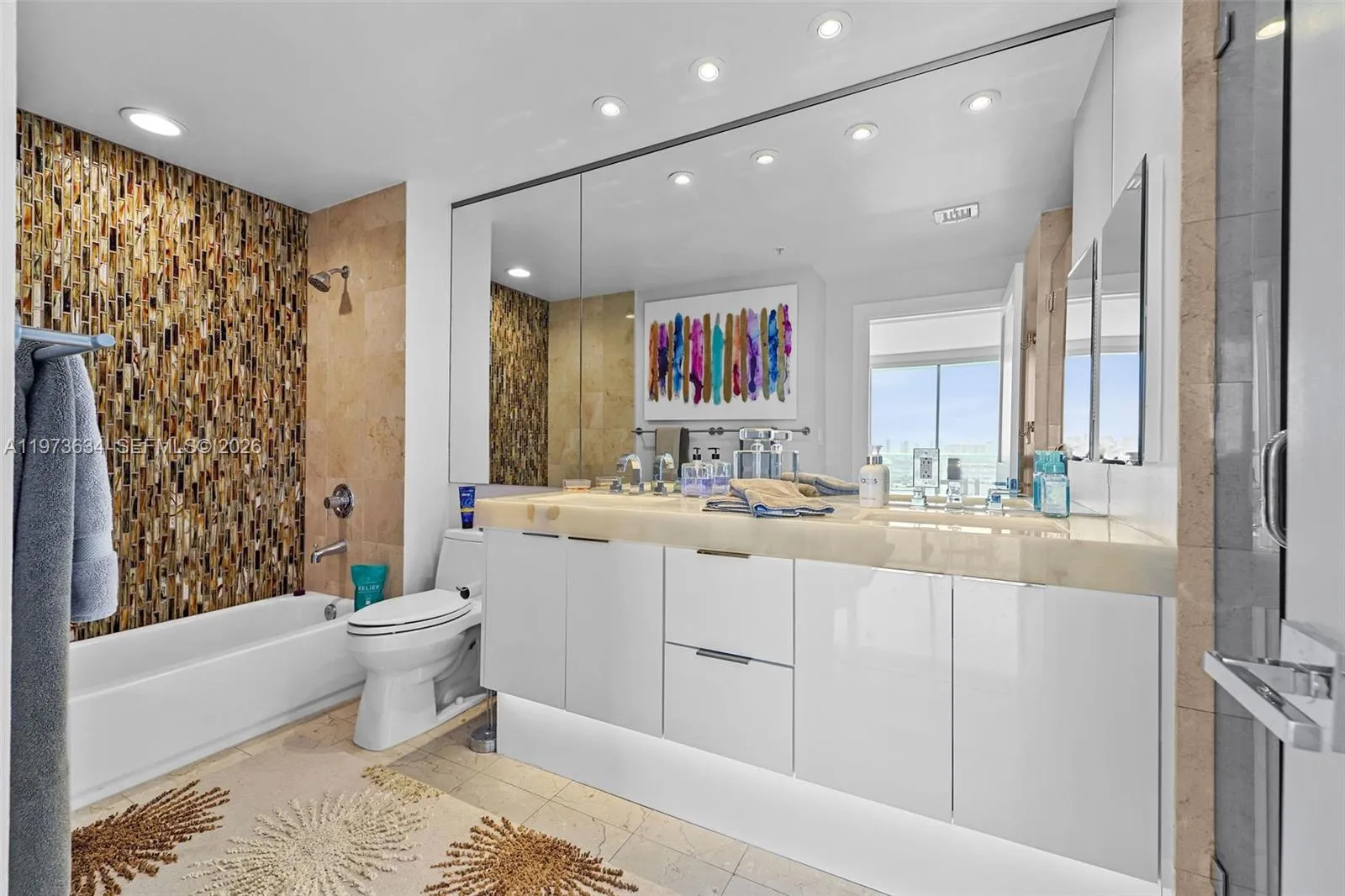 650 West Ave Ph09, Miami Beach, Florida 33139, Miami Beach, Florida 33139, 2 Bedrooms Bedrooms, ,2 BathroomsBathrooms,Residential,For Sale,650 West Ave Ph09, Miami Beach, Florida 33139,A11973634