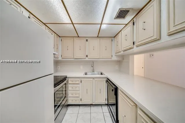 4848 Nw 24th Ct 230, Lauderdale Lakes, Florida 333, Lauderdale Lakes, Florida 33313, 1 Bedroom Bedrooms, ,1 BathroomBathrooms,Residential Lease,For Rent,4848 Nw 24th Ct 230, Lauderdale Lakes, Florida 333,A11974444