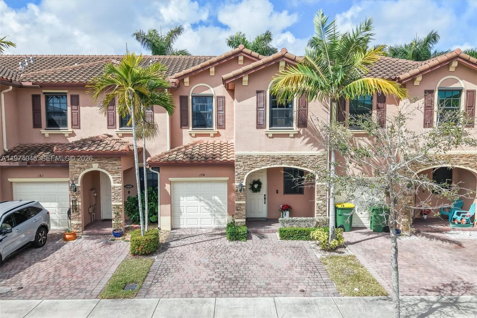 178 Se 33rd Ter, Homestead, Florida 33033, Homestead, Florida 33033, 3 Bedrooms Bedrooms, ,2 BathroomsBathrooms,Residential,For Sale,178 Se 33rd Ter, Homestead, Florida 33033,A11974045