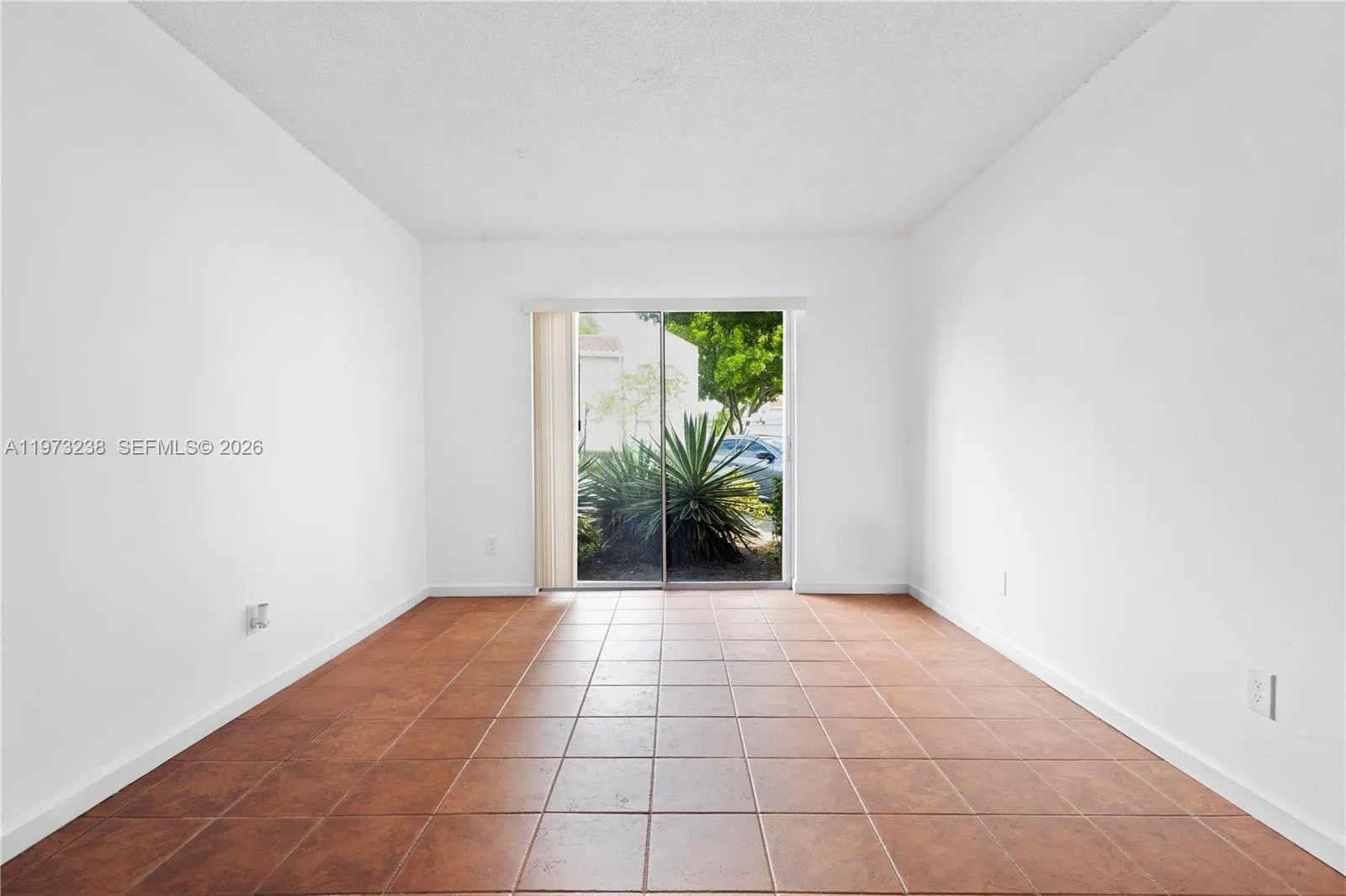 5216 Ne 6th Ave B3, Oakland Park, Florida 33334, Oakland Park, Florida 33334, 2 Bedrooms Bedrooms, ,1 BathroomBathrooms,Residential,For Sale,5216 Ne 6th Ave B3, Oakland Park, Florida 33334,A11973238
