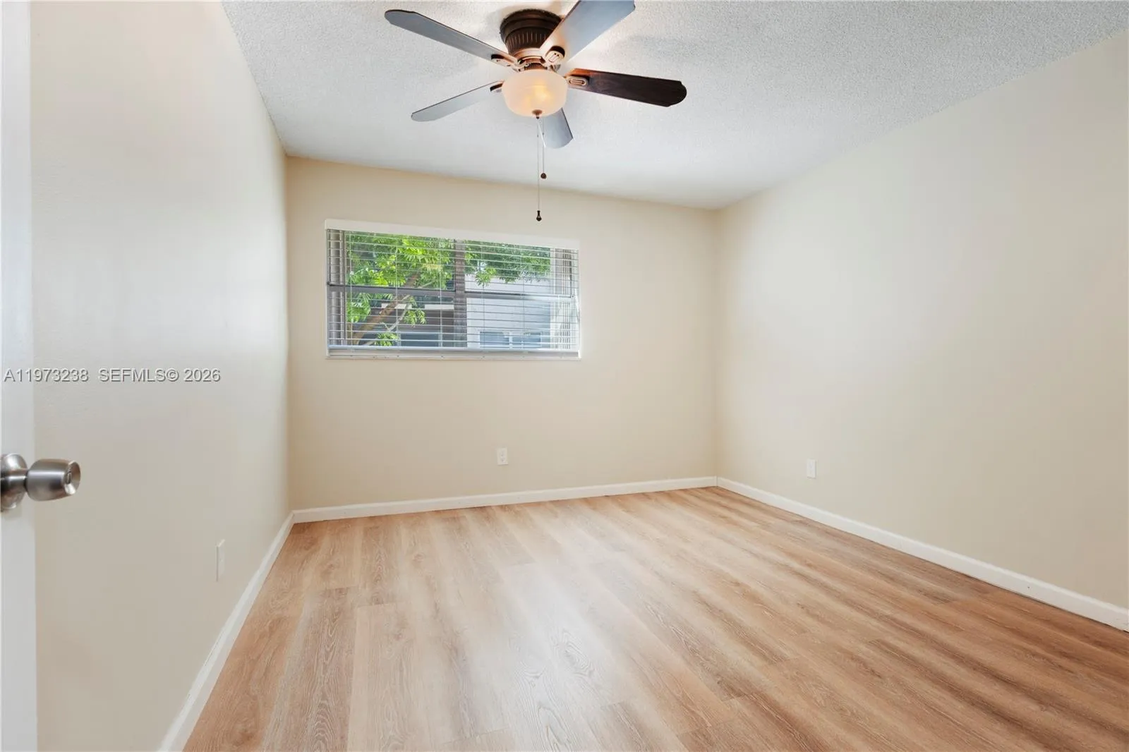 5216 Ne 6th Ave B3, Oakland Park, Florida 33334, Oakland Park, Florida 33334, 2 Bedrooms Bedrooms, ,1 BathroomBathrooms,Residential,For Sale,5216 Ne 6th Ave B3, Oakland Park, Florida 33334,A11973238