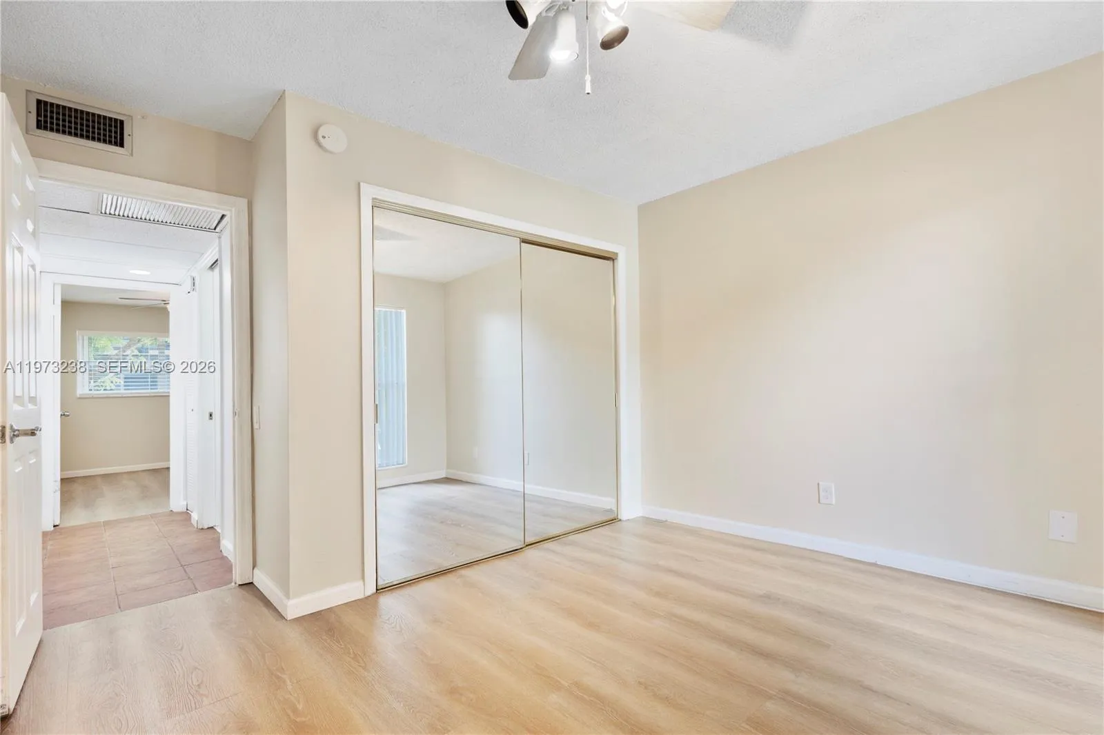 5216 Ne 6th Ave B3, Oakland Park, Florida 33334, Oakland Park, Florida 33334, 2 Bedrooms Bedrooms, ,1 BathroomBathrooms,Residential,For Sale,5216 Ne 6th Ave B3, Oakland Park, Florida 33334,A11973238