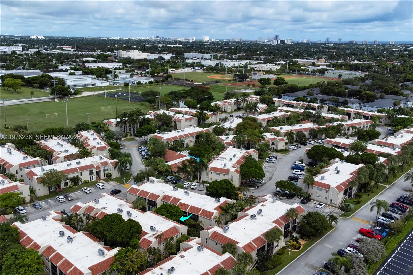 5216 Ne 6th Ave B3, Oakland Park, Florida 33334, Oakland Park, Florida 33334, 2 Bedrooms Bedrooms, ,1 BathroomBathrooms,Residential,For Sale,5216 Ne 6th Ave B3, Oakland Park, Florida 33334,A11973238