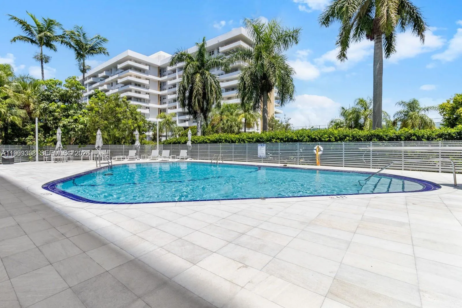 199 Ocean Lane Dr 811, Key Biscayne, Florida 33149, Key Biscayne, Florida 33149, 2 Bedrooms Bedrooms, ,2 BathroomsBathrooms,Residential Lease,For Rent,199 Ocean Lane Dr 811, Key Biscayne, Florida 33149,A11969398