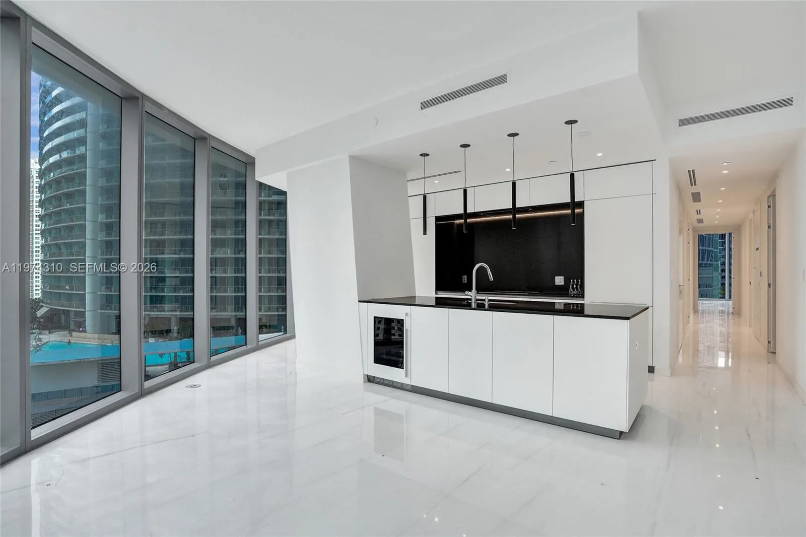 300 Biscayne Blvd Way 1807, Miami, Florida 33131, Miami, Florida 33131, 2 Bedrooms Bedrooms, ,3 BathroomsBathrooms,Residential,For Sale,300 Biscayne Blvd Way 1807, Miami, Florida 33131,A11974310