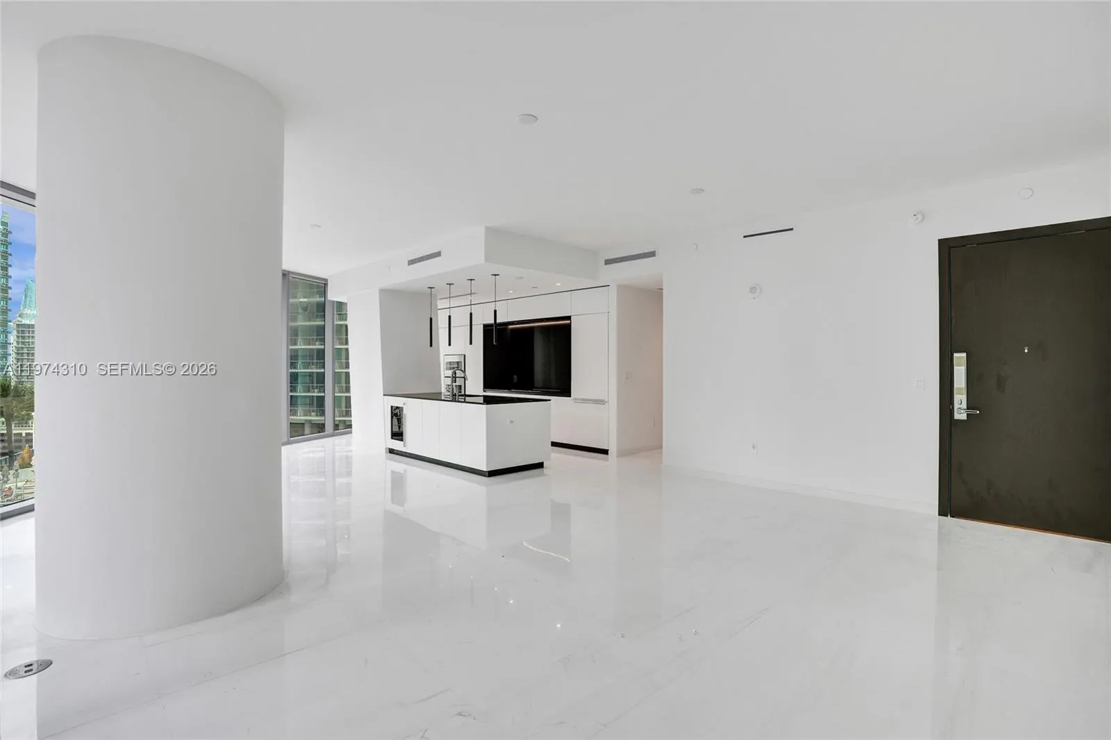 300 Biscayne Blvd Way 1807, Miami, Florida 33131, Miami, Florida 33131, 2 Bedrooms Bedrooms, ,3 BathroomsBathrooms,Residential,For Sale,300 Biscayne Blvd Way 1807, Miami, Florida 33131,A11974310