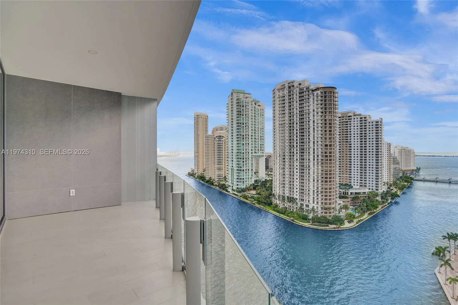 300 Biscayne Blvd Way 1807, Miami, Florida 33131, Miami, Florida 33131, 2 Bedrooms Bedrooms, ,3 BathroomsBathrooms,Residential,For Sale,300 Biscayne Blvd Way 1807, Miami, Florida 33131,A11974310