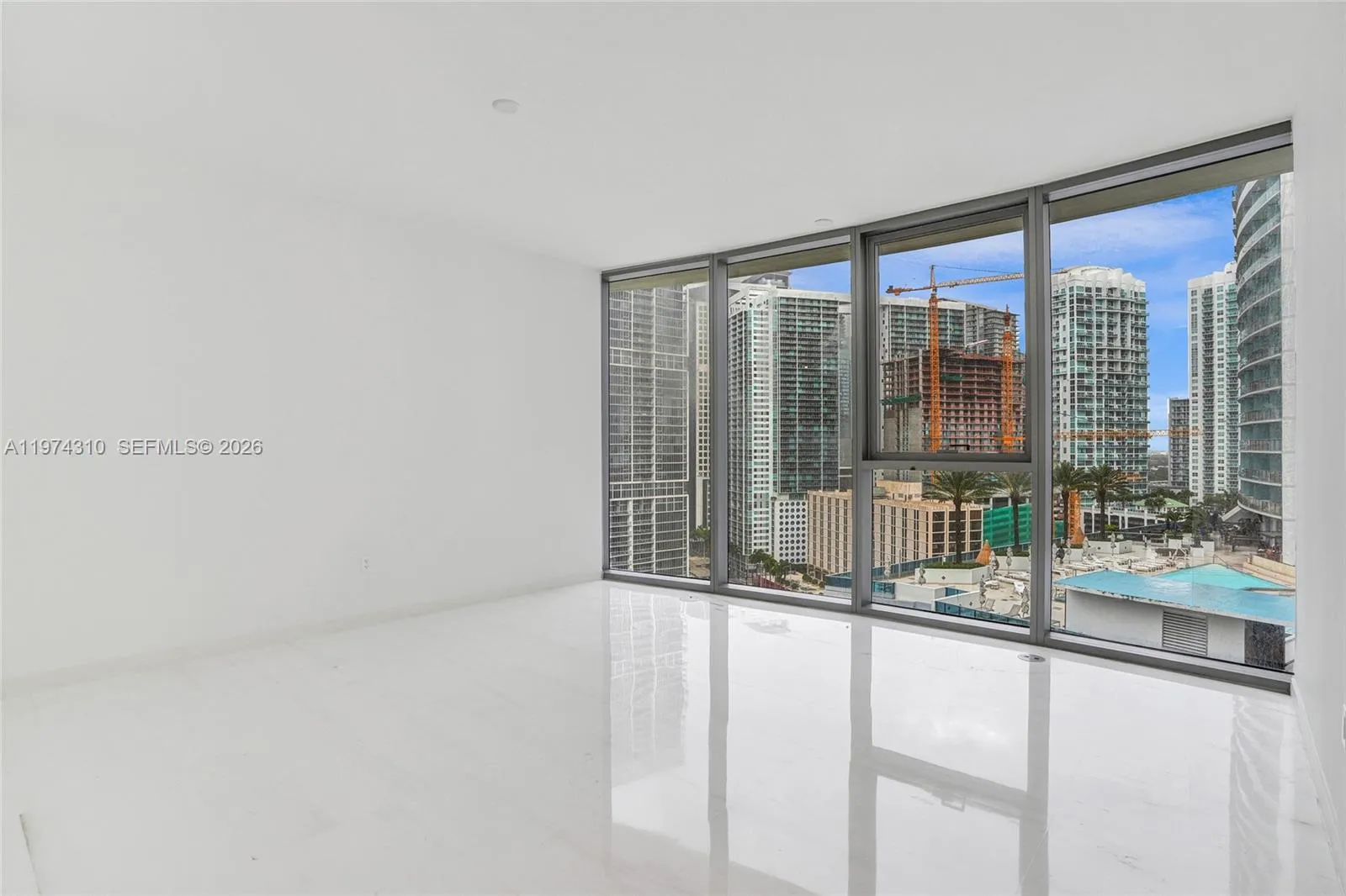 300 Biscayne Blvd Way 1807, Miami, Florida 33131, Miami, Florida 33131, 2 Bedrooms Bedrooms, ,3 BathroomsBathrooms,Residential,For Sale,300 Biscayne Blvd Way 1807, Miami, Florida 33131,A11974310