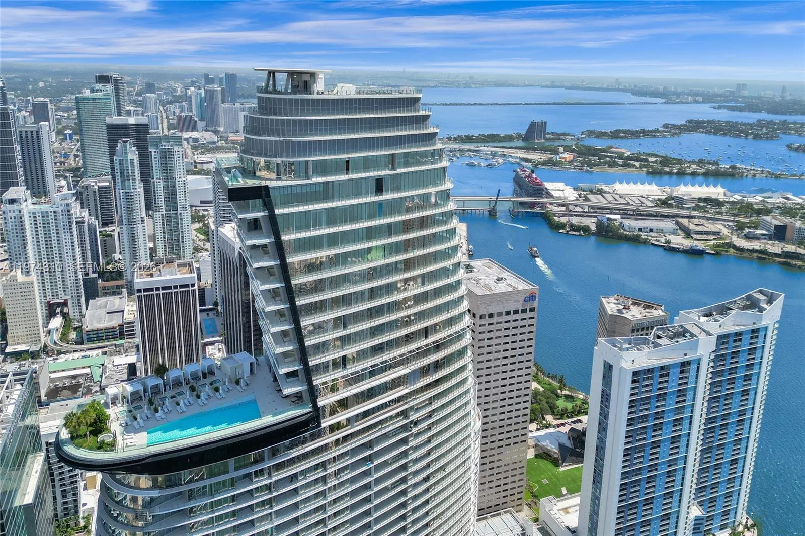 300 Biscayne Blvd Way 1807, Miami, Florida 33131, Miami, Florida 33131, 2 Bedrooms Bedrooms, ,3 BathroomsBathrooms,Residential,For Sale,300 Biscayne Blvd Way 1807, Miami, Florida 33131,A11974310