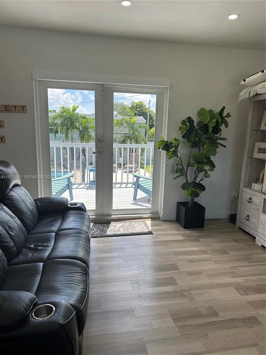 2401 Sw 83rd Ave, Miami, Florida 33155, Miami, Florida 33155, 3 Bedrooms Bedrooms, ,2 BathroomsBathrooms,Residential,For Sale,2401 Sw 83rd Ave, Miami, Florida 33155,A11973861
