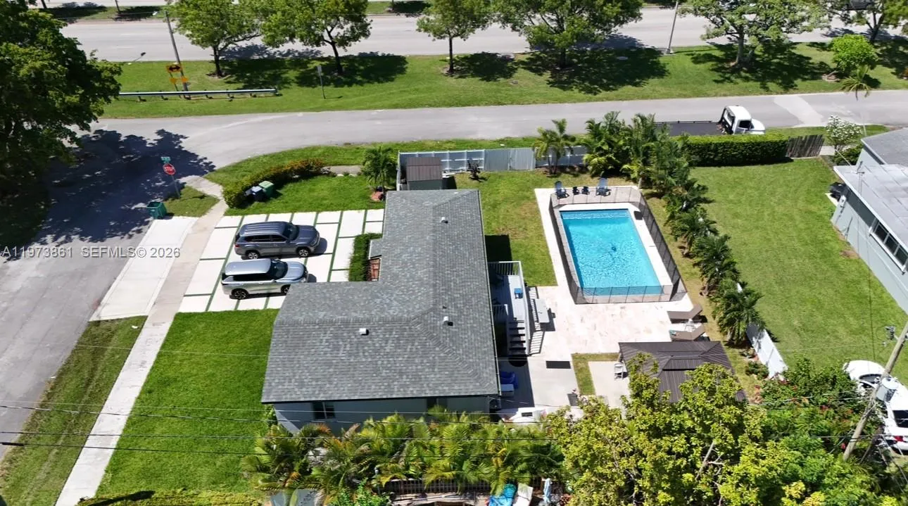 2401 Sw 83rd Ave, Miami, Florida 33155, Miami, Florida 33155, 3 Bedrooms Bedrooms, ,2 BathroomsBathrooms,Residential,For Sale,2401 Sw 83rd Ave, Miami, Florida 33155,A11973861