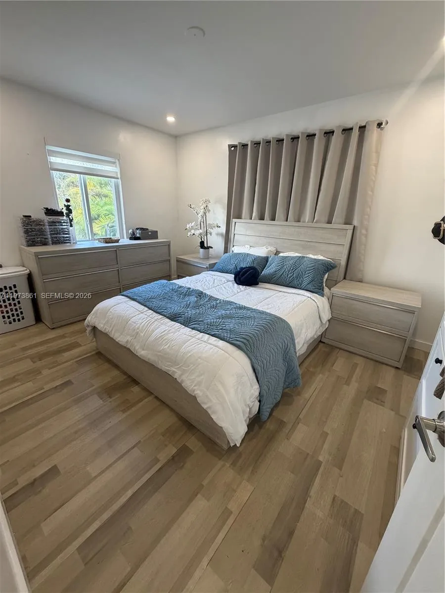 2401 Sw 83rd Ave, Miami, Florida 33155, Miami, Florida 33155, 3 Bedrooms Bedrooms, ,2 BathroomsBathrooms,Residential,For Sale,2401 Sw 83rd Ave, Miami, Florida 33155,A11973861