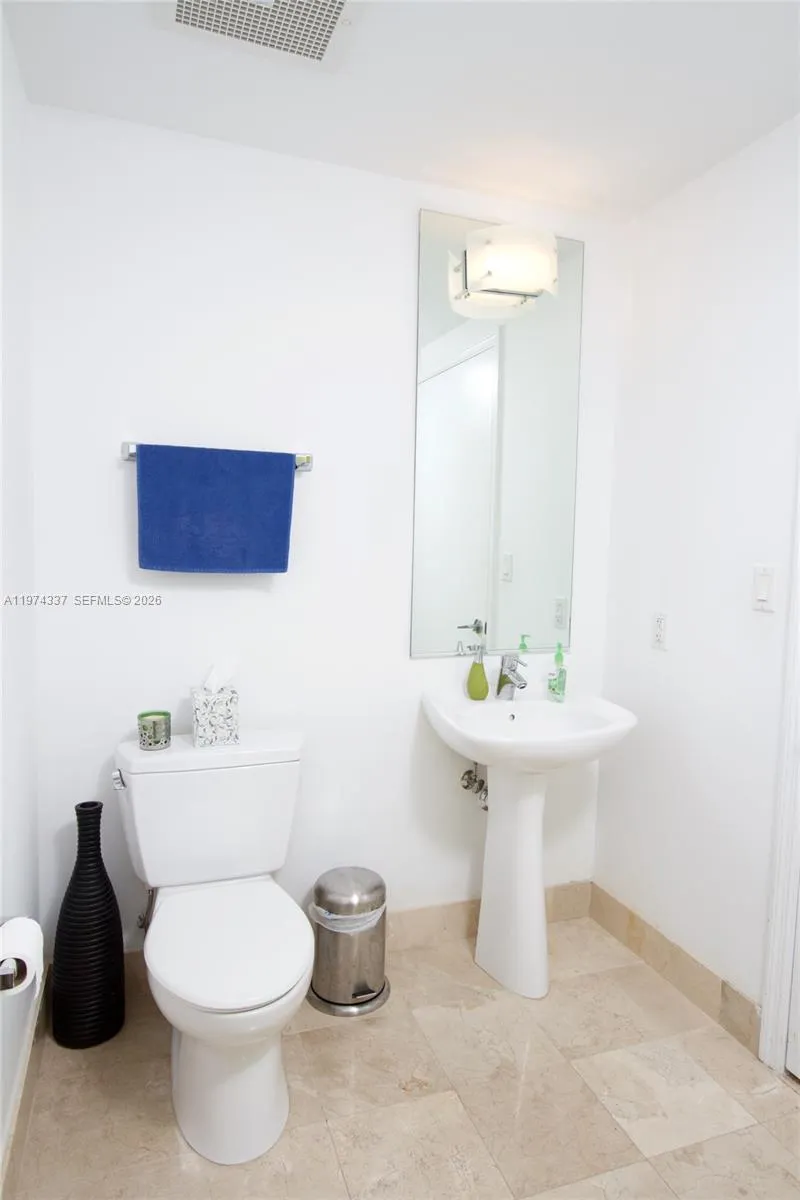 7901 Hispanola Ave 1201, North Bay Village, Florid, North Bay Village, Florida 33141, 3 Bedrooms Bedrooms, ,2 BathroomsBathrooms,Residential Lease,For Rent,7901 Hispanola Ave 1201, North Bay Village, Florid,A11974337