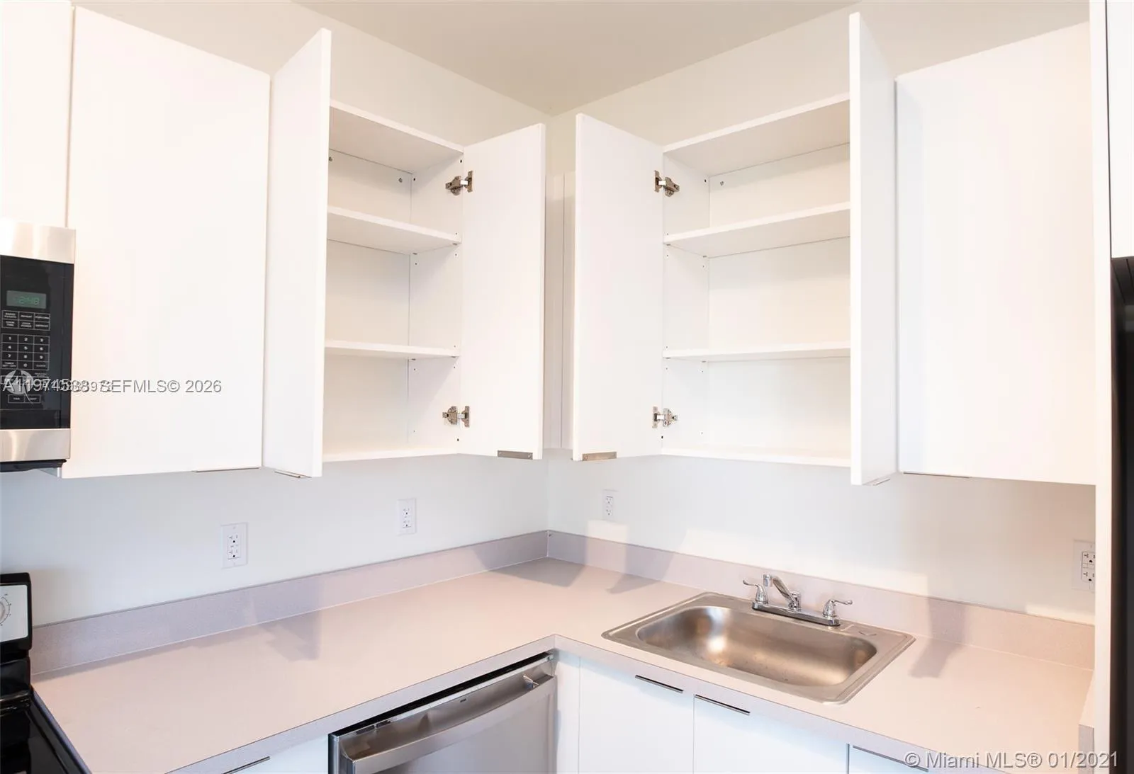 120 Ne 71st St 4, Miami, Florida 33138, Miami, Florida 33138, 1 Bedroom Bedrooms, ,1 BathroomBathrooms,Residential Lease,For Rent,120 Ne 71st St 4, Miami, Florida 33138,A11974538