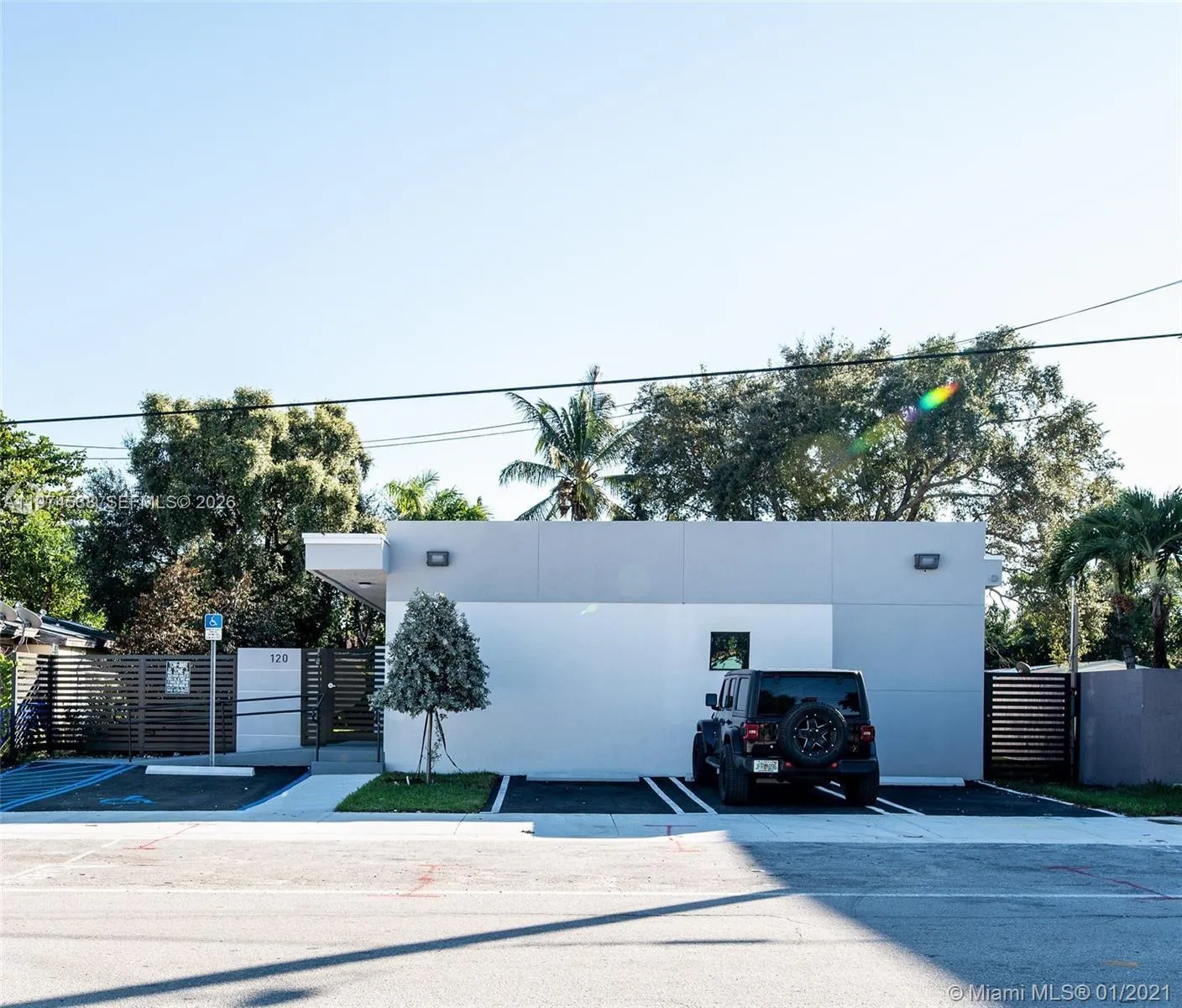 120 Ne 71st St 4, Miami, Florida 33138, Miami, Florida 33138, 1 Bedroom Bedrooms, ,1 BathroomBathrooms,Residential Lease,For Rent,120 Ne 71st St 4, Miami, Florida 33138,A11974538