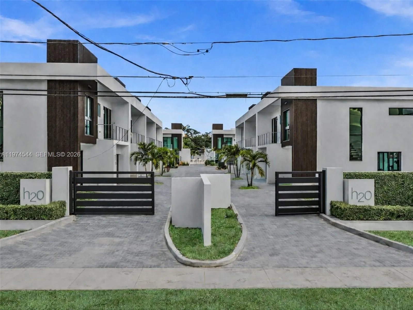 4648 Sw 32nd Ave B3, Dania Beach, Florida 33312, Dania Beach, Florida 33312, 3 Bedrooms Bedrooms, ,2 BathroomsBathrooms,Residential,For Sale,4648 Sw 32nd Ave B3, Dania Beach, Florida 33312,A11974544