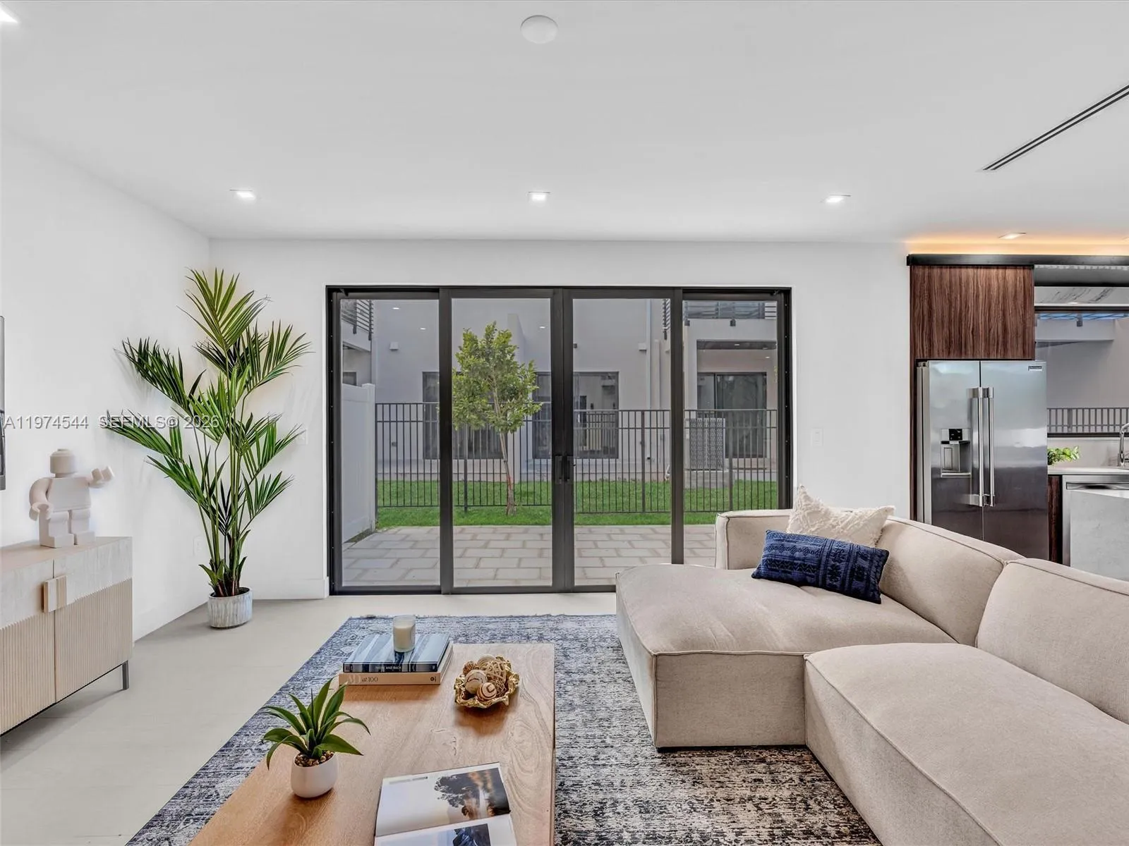 4648 Sw 32nd Ave B3, Dania Beach, Florida 33312, Dania Beach, Florida 33312, 3 Bedrooms Bedrooms, ,2 BathroomsBathrooms,Residential,For Sale,4648 Sw 32nd Ave B3, Dania Beach, Florida 33312,A11974544