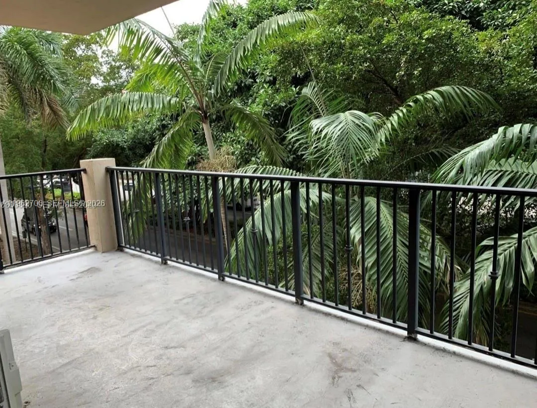 3410 Coral Way 303, Miami, Florida 33145, Miami, Florida 33145, 1 Bedroom Bedrooms, ,1 BathroomBathrooms,Residential Lease,For Rent,3410 Coral Way 303, Miami, Florida 33145,A11962700
