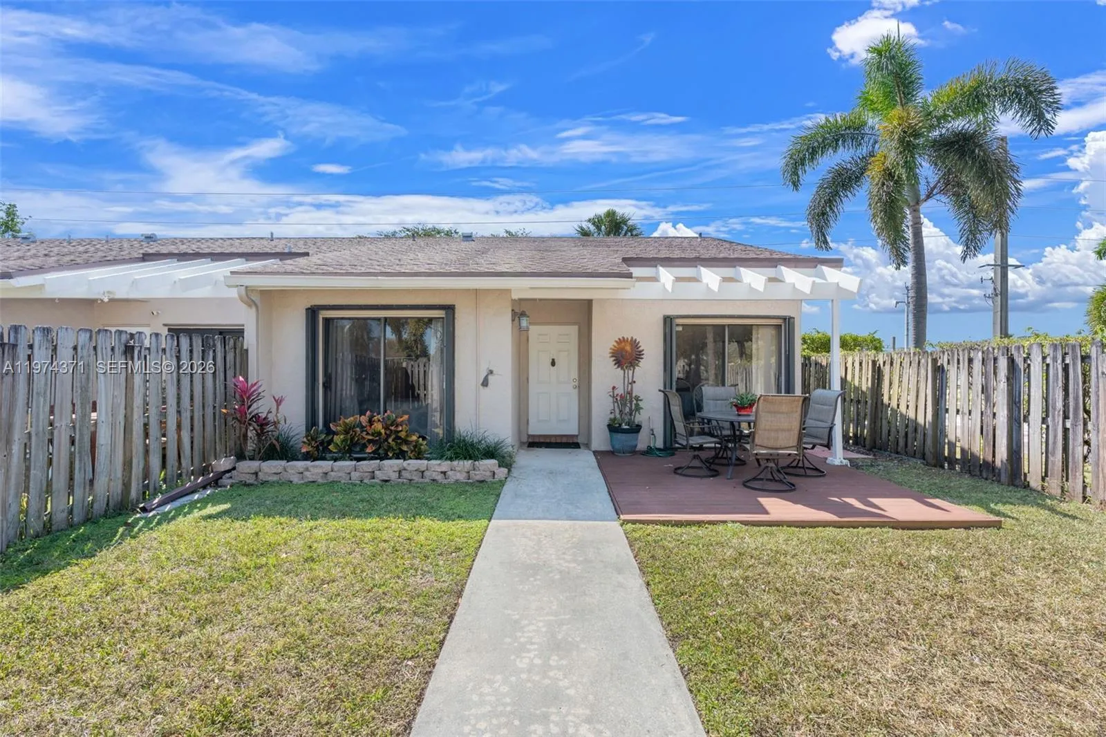 1064 E Lakes Dr, Deerfield Beach, Florida 33064, Deerfield Beach, Florida 33064, 2 Bedrooms Bedrooms, ,2 BathroomsBathrooms,Residential,For Sale,1064 E Lakes Dr, Deerfield Beach, Florida 33064,A11974371